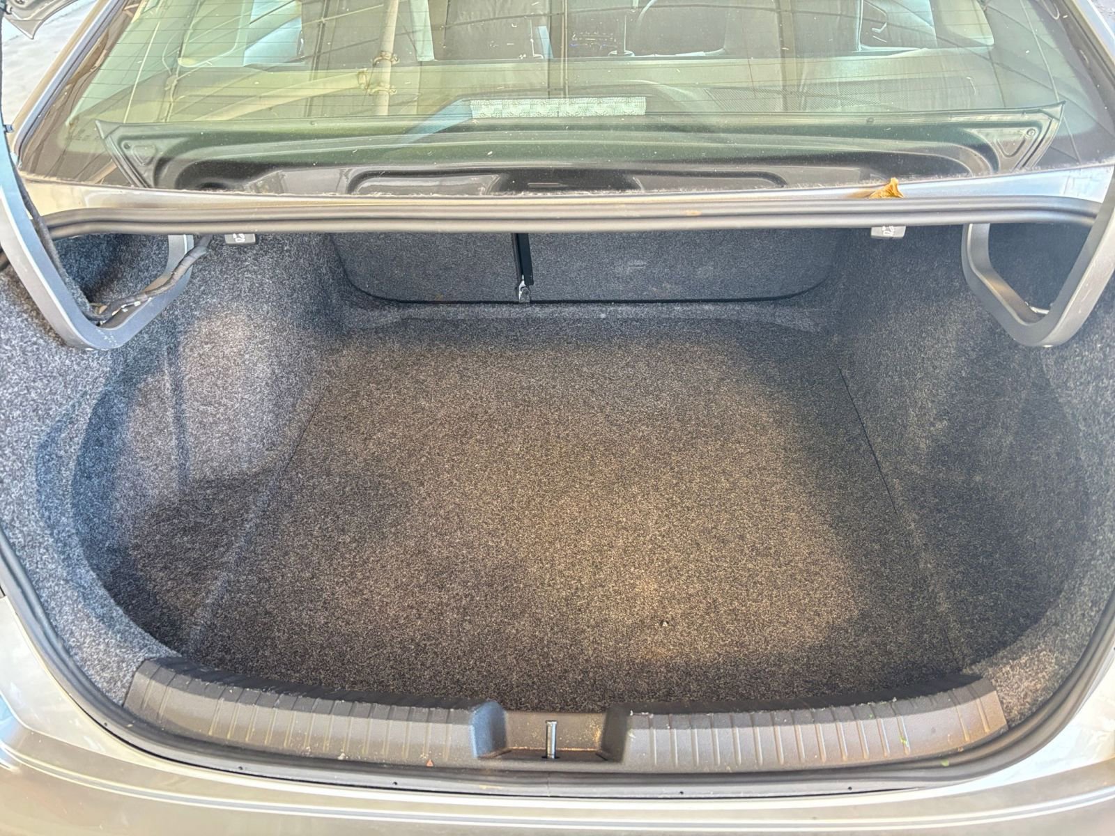 Thumbnail: 2025 Volkswagen Jetta - 30