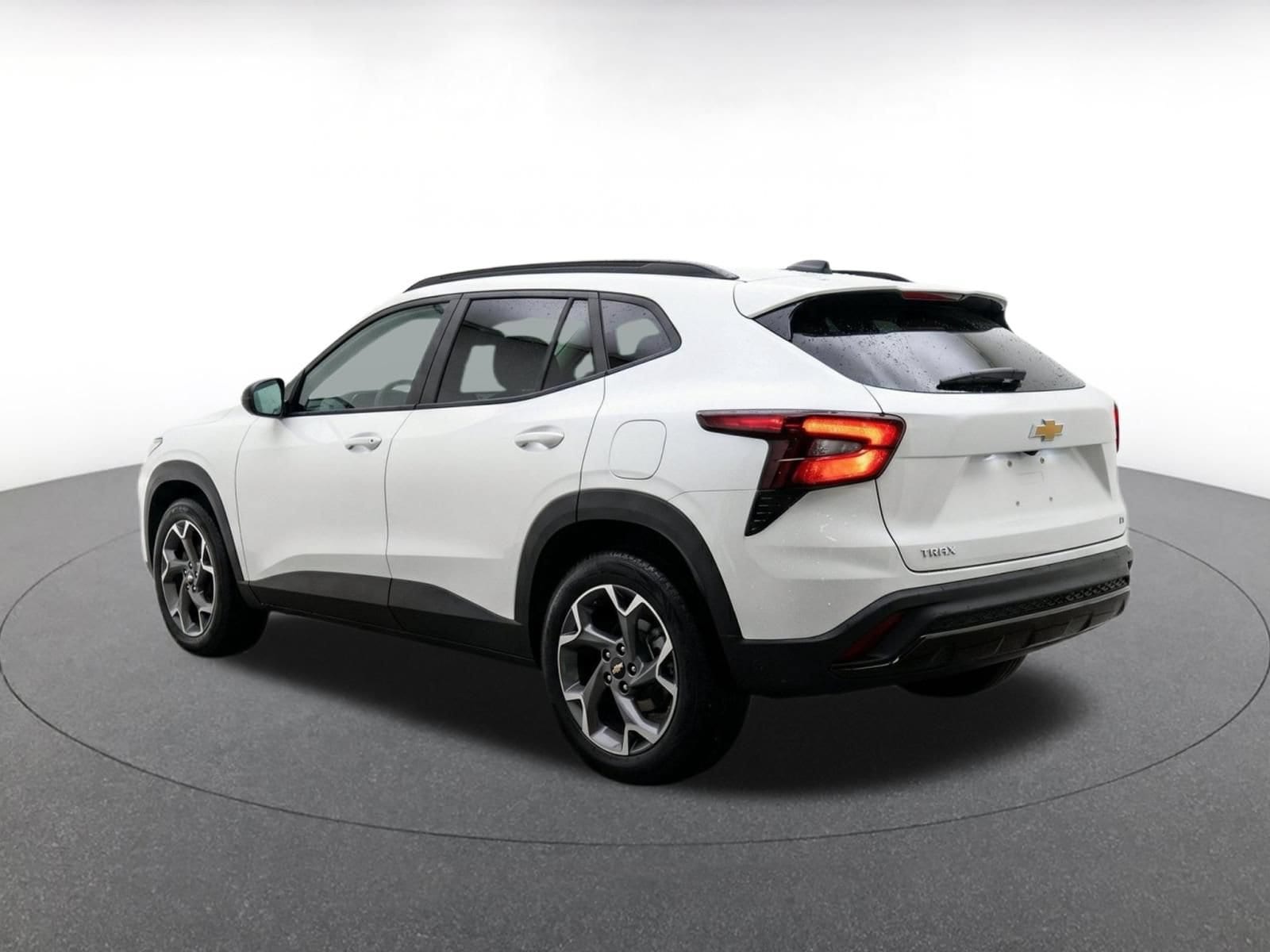 Thumbnail: 2025 Chevrolet Trax - 6