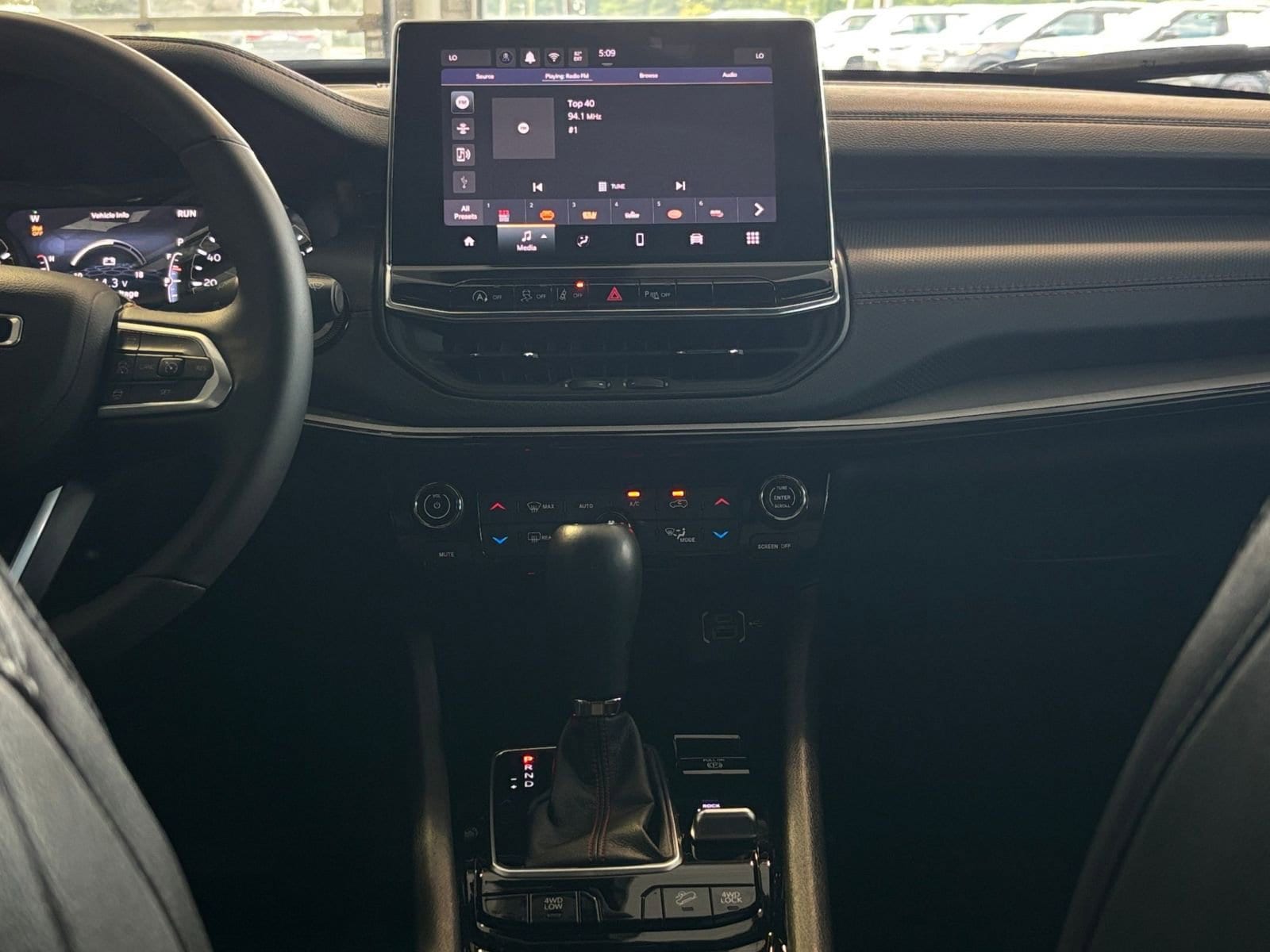 Thumbnail: 2025 Jeep Compass - 18