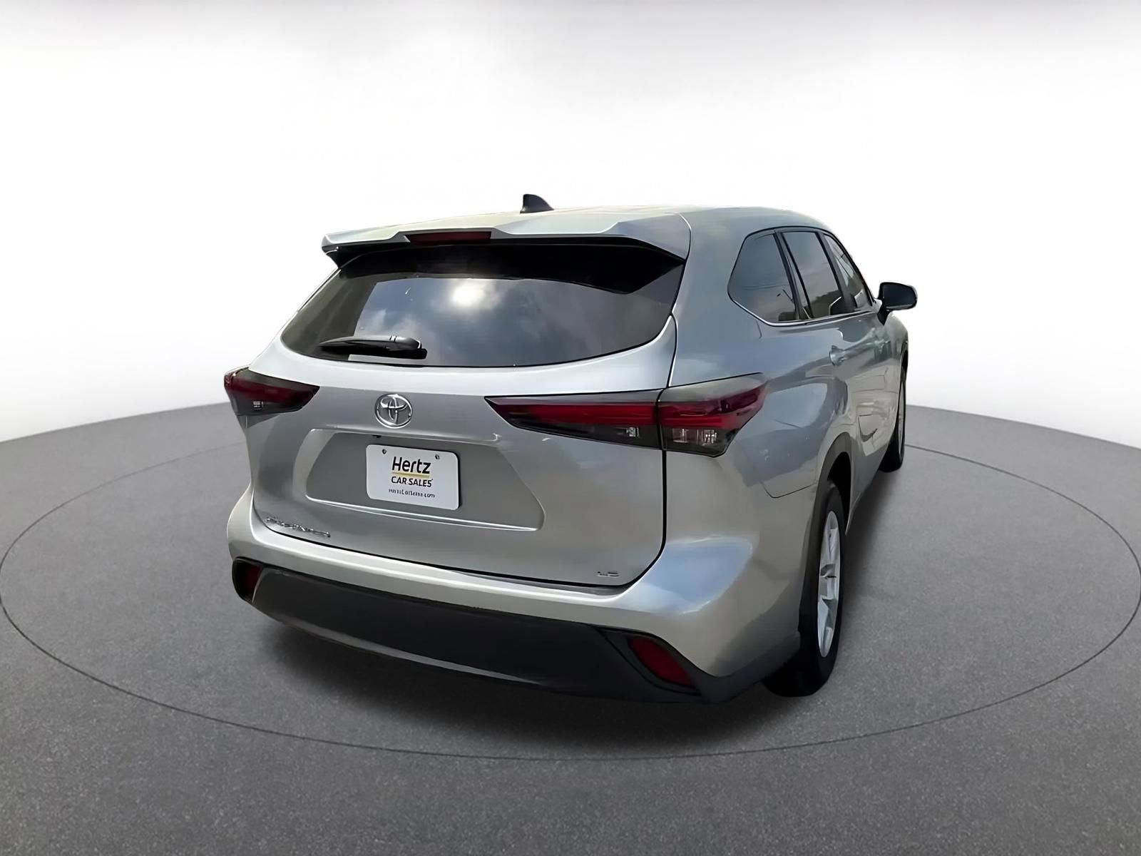 Thumbnail: 2025 Toyota Highlander - 13