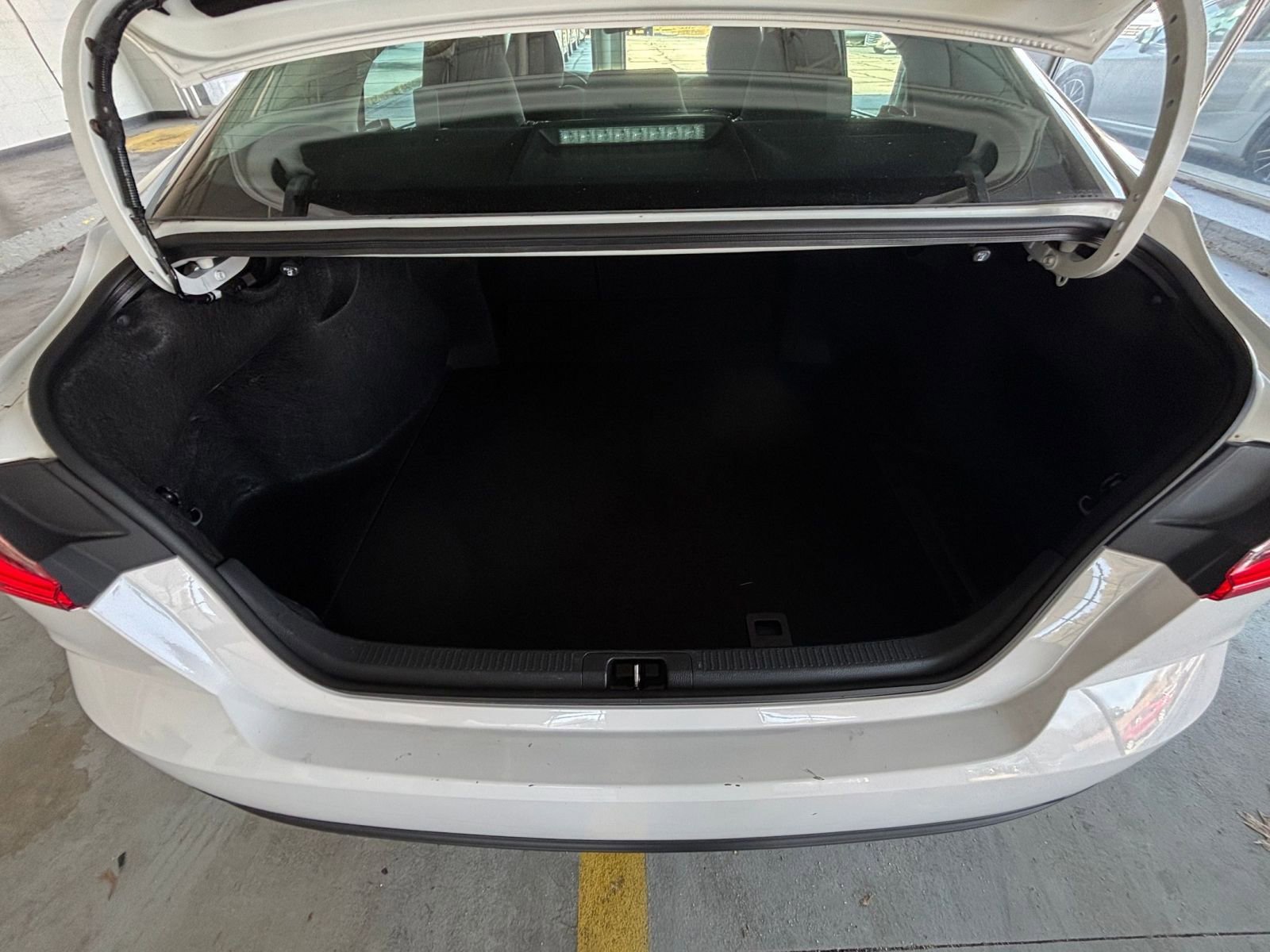 Thumbnail: 2025 Toyota Camry - 35