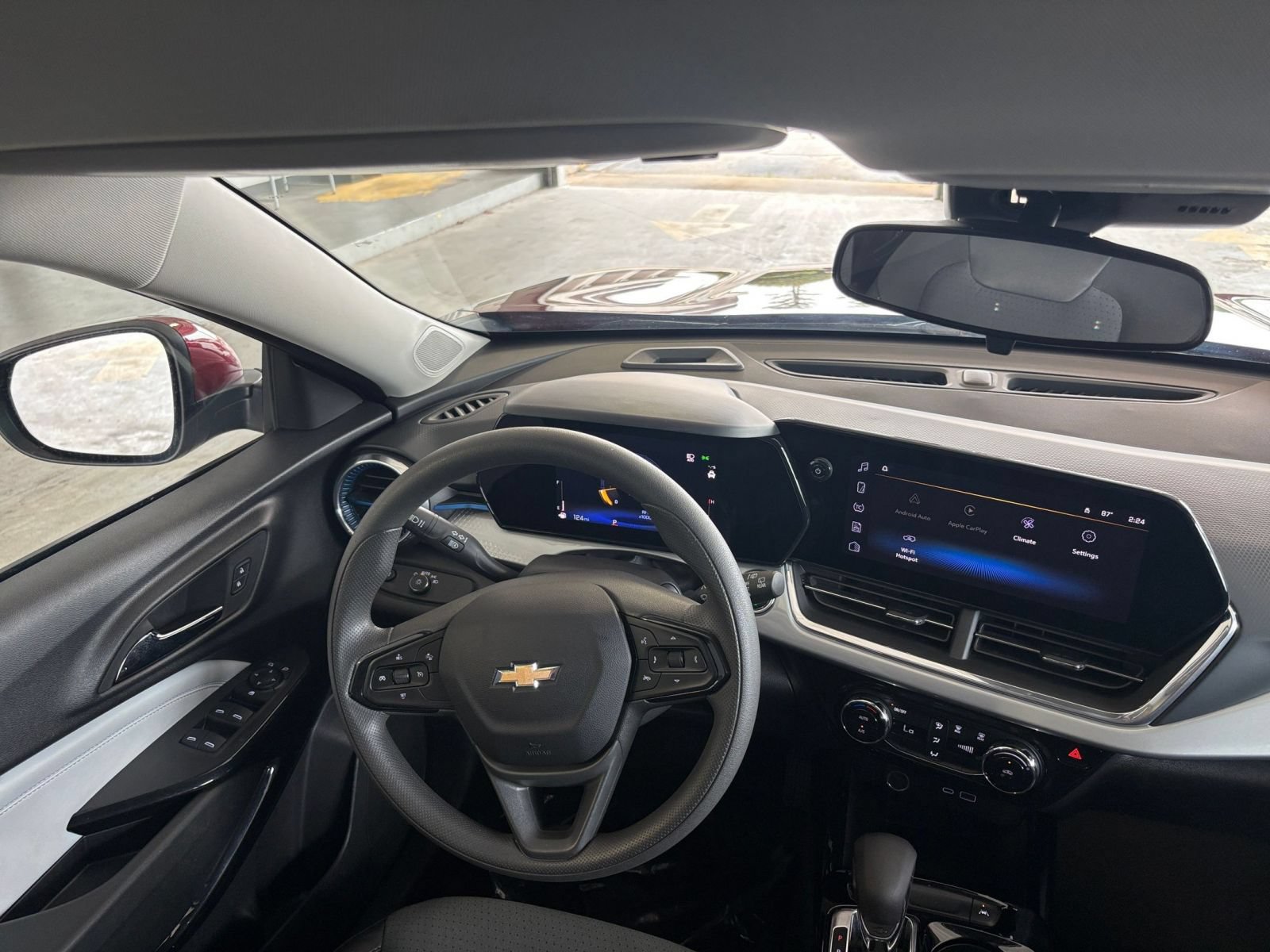Thumbnail: 2025 Chevrolet Trax - 34