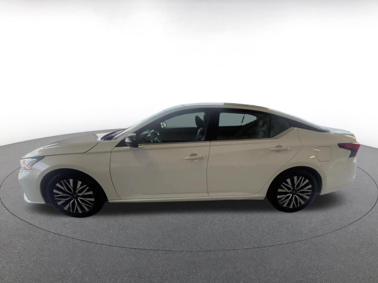 Thumbnail: 2026 Nissan Altima - 8