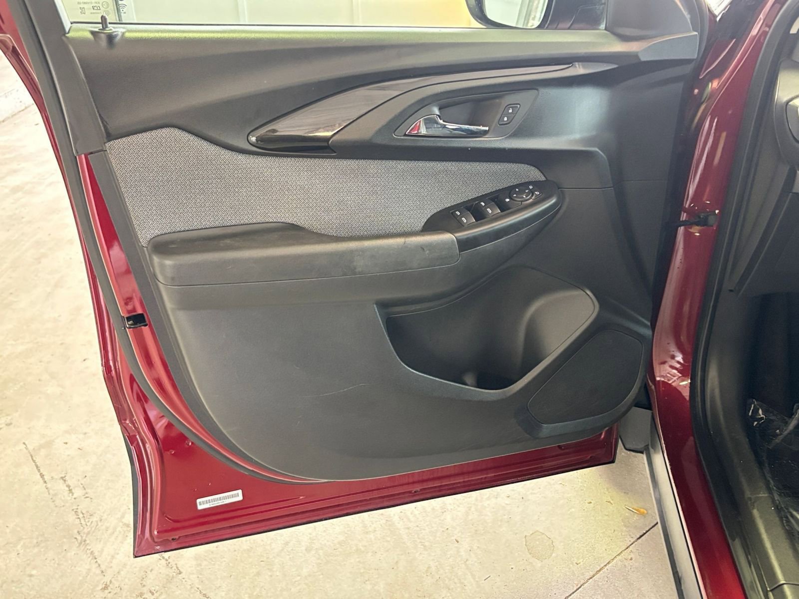 Thumbnail: 2023 Chevrolet TrailBlazer - 20