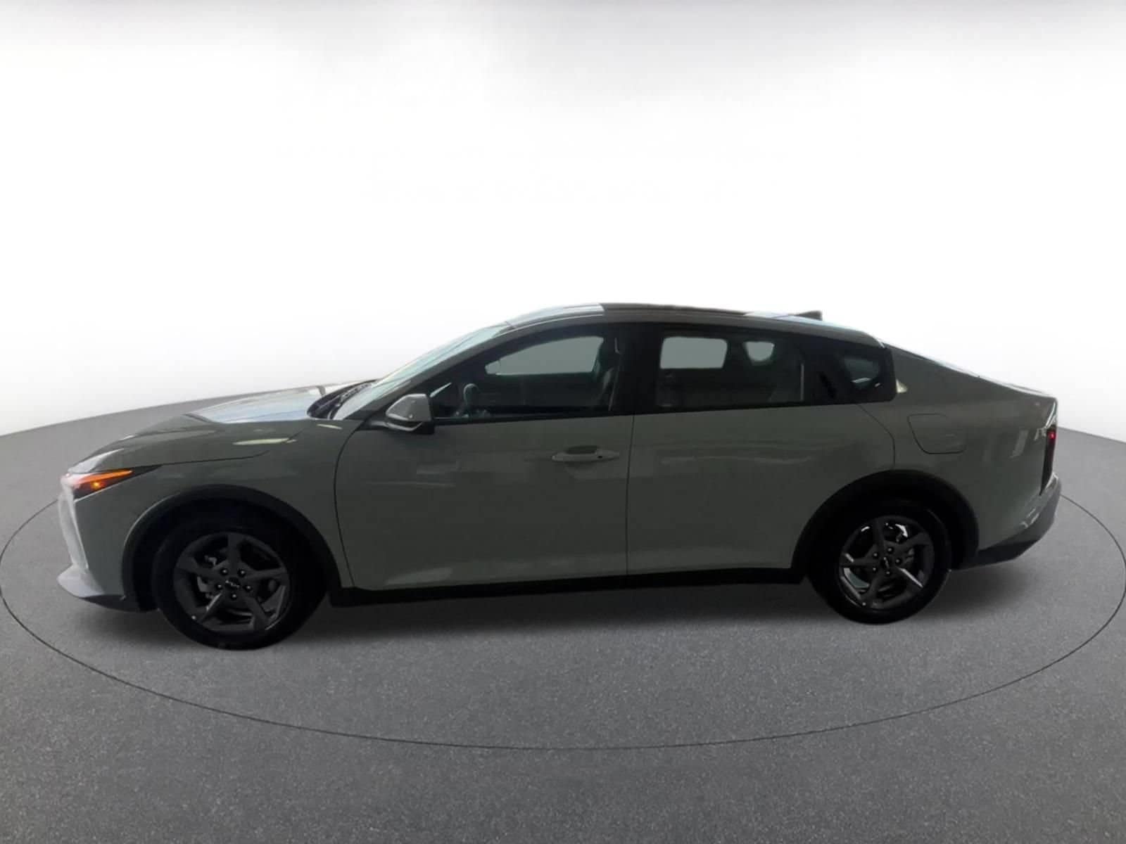 Thumbnail: 2026 Kia K4 - 6