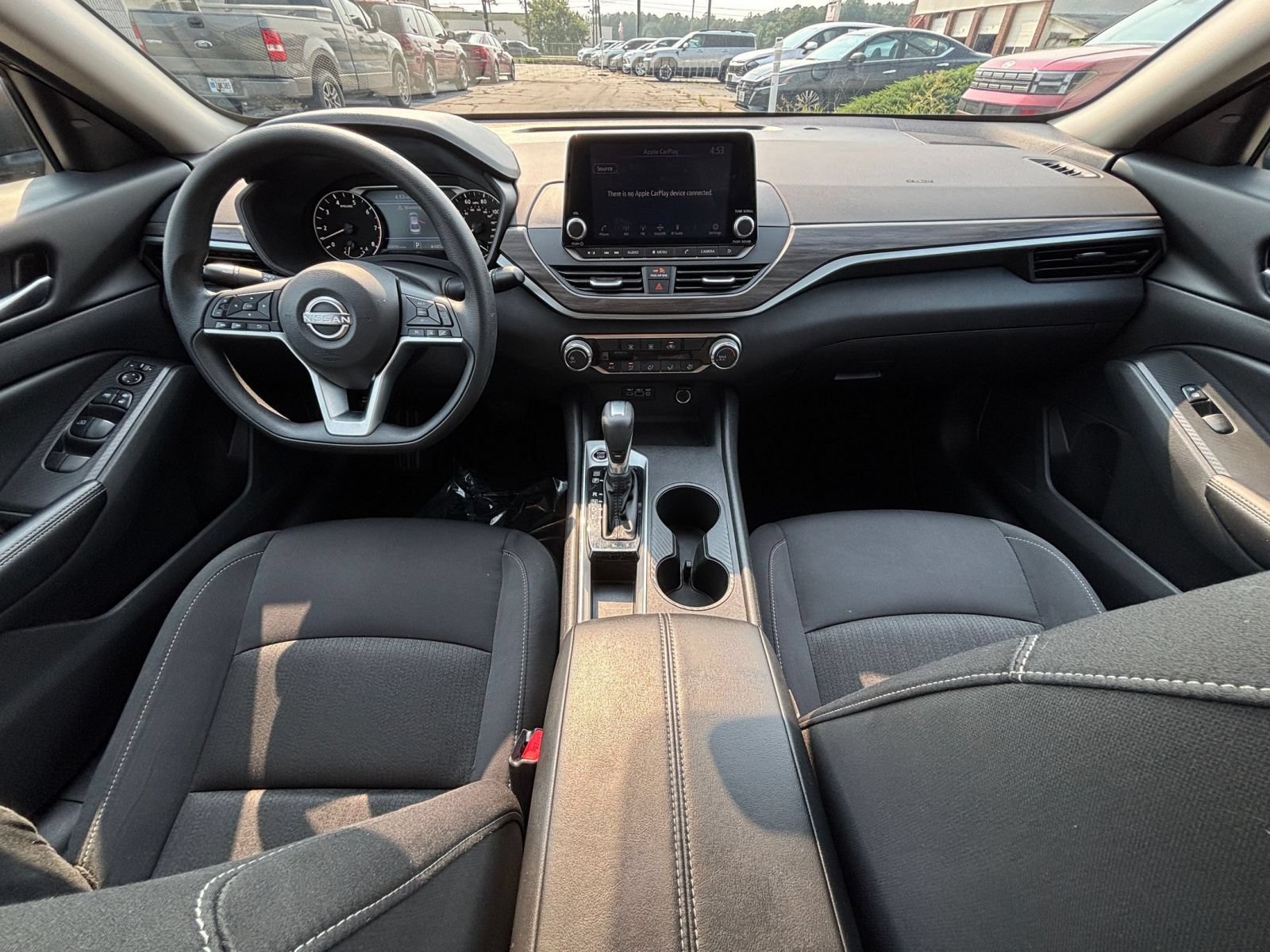 Thumbnail: 2025 Nissan Altima - 33
