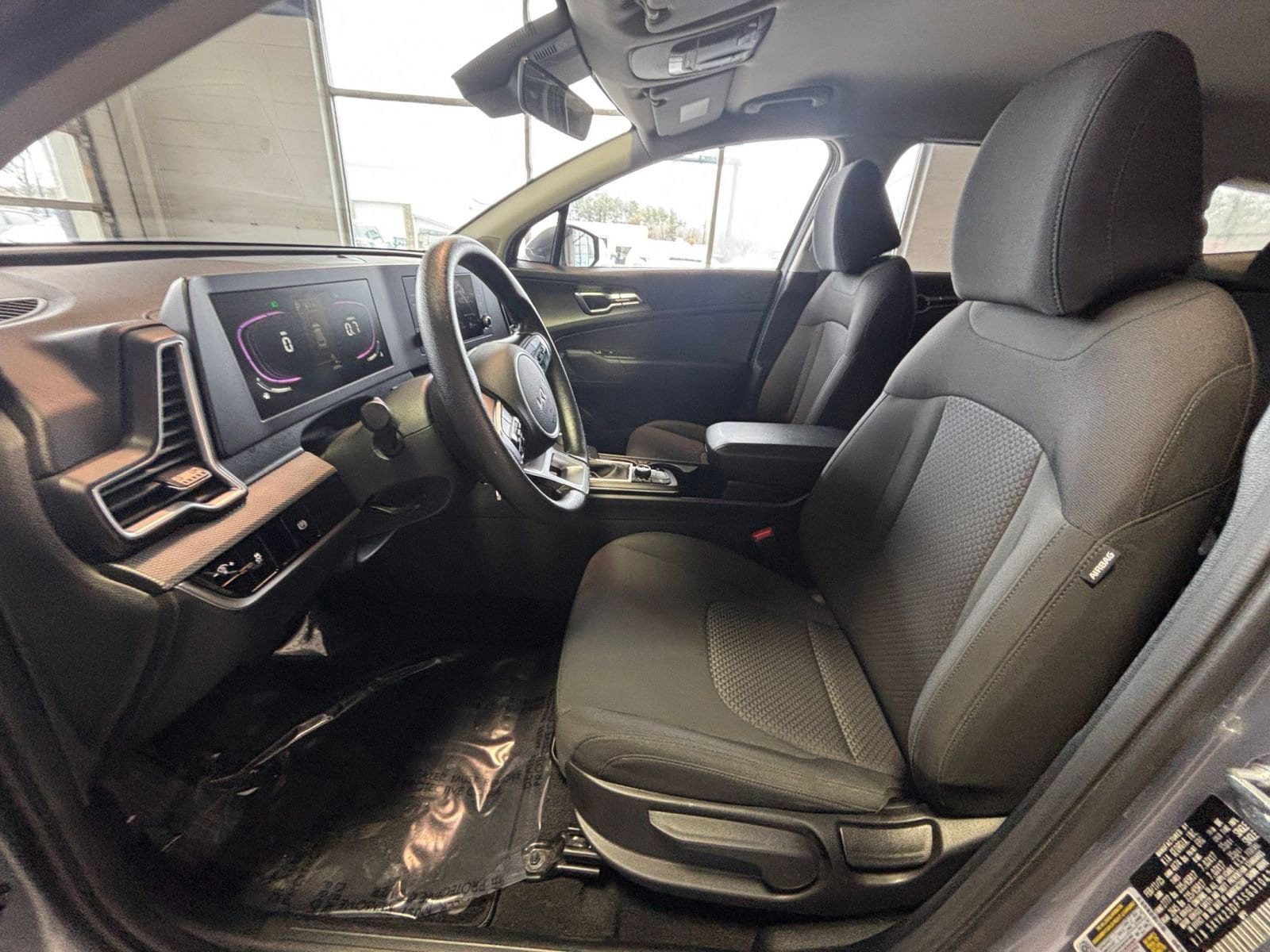 Thumbnail: 2025 Kia Sportage - 31