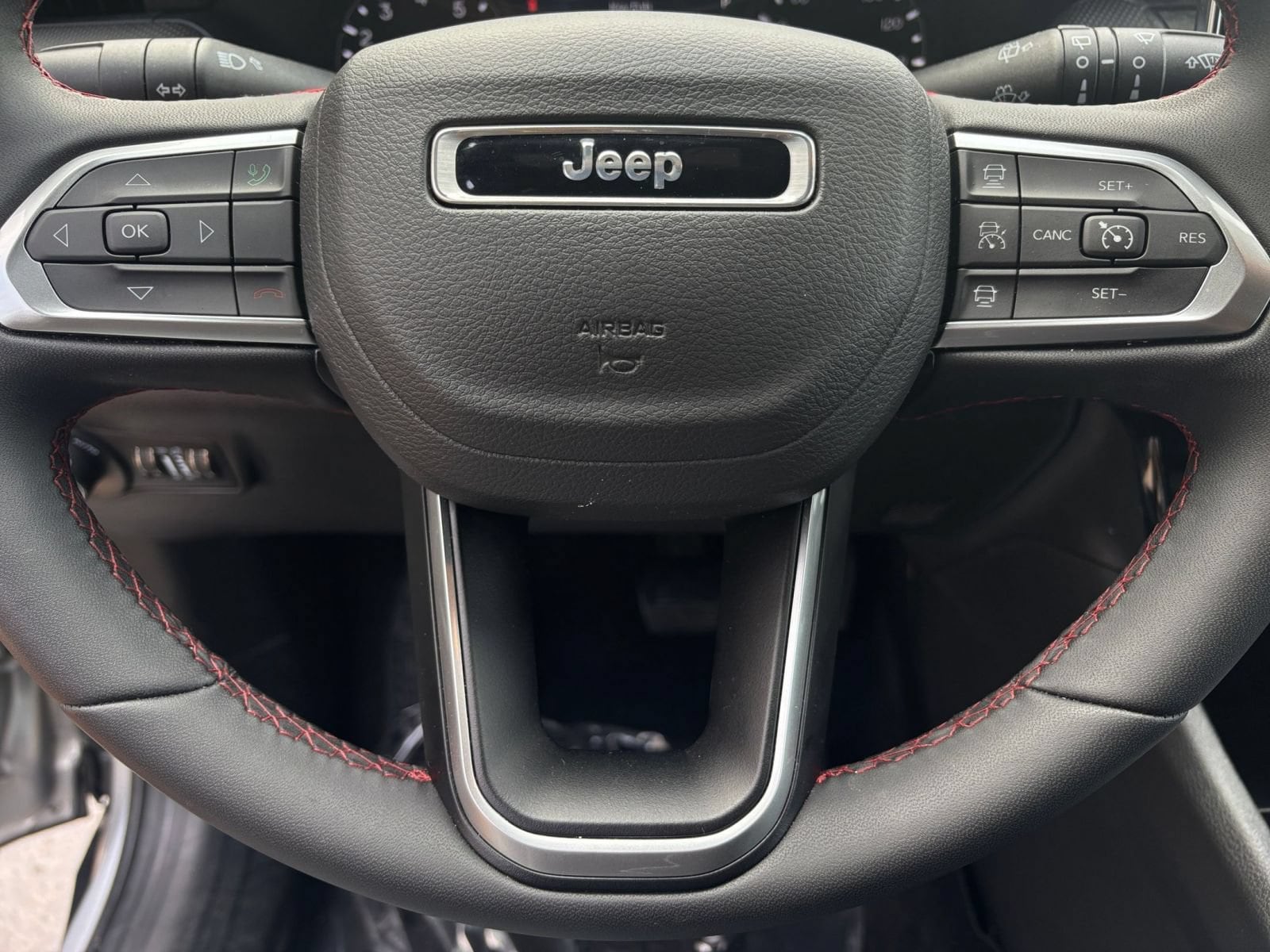 Thumbnail: 2025 Jeep Compass - 31