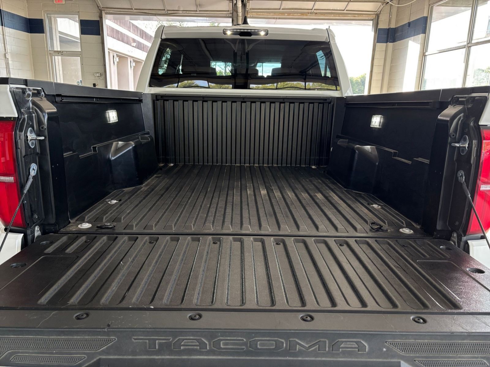 Thumbnail: 2025 Toyota Tacoma - 31