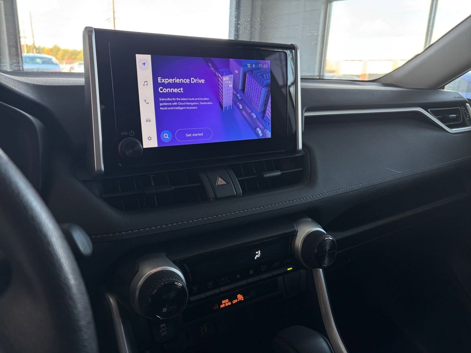 Thumbnail: 2025 Toyota RAV4 - 27