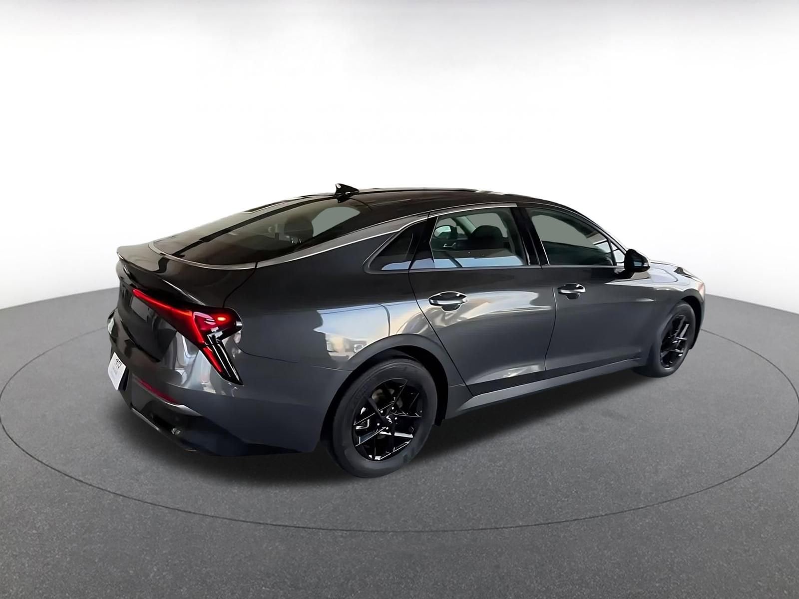 Thumbnail: 2025 Kia K5 - 15