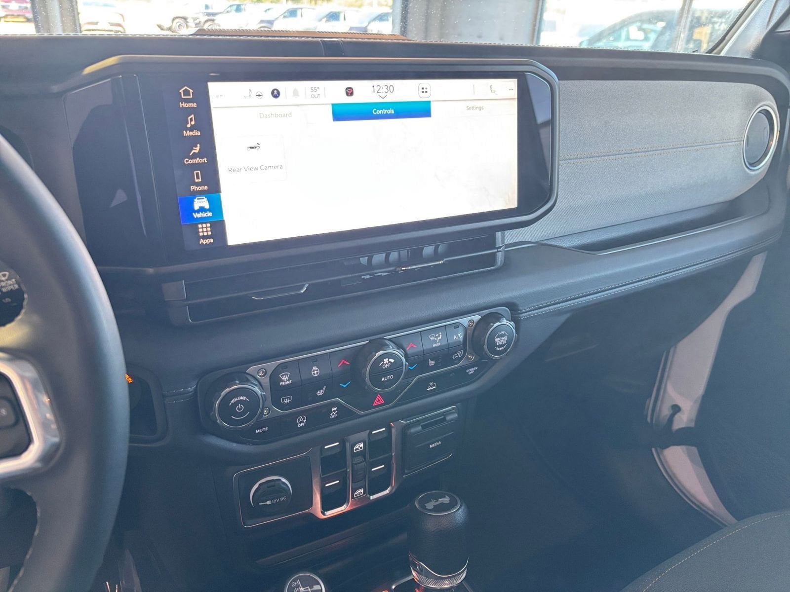 Thumbnail: 2025 Jeep Wrangler - 21