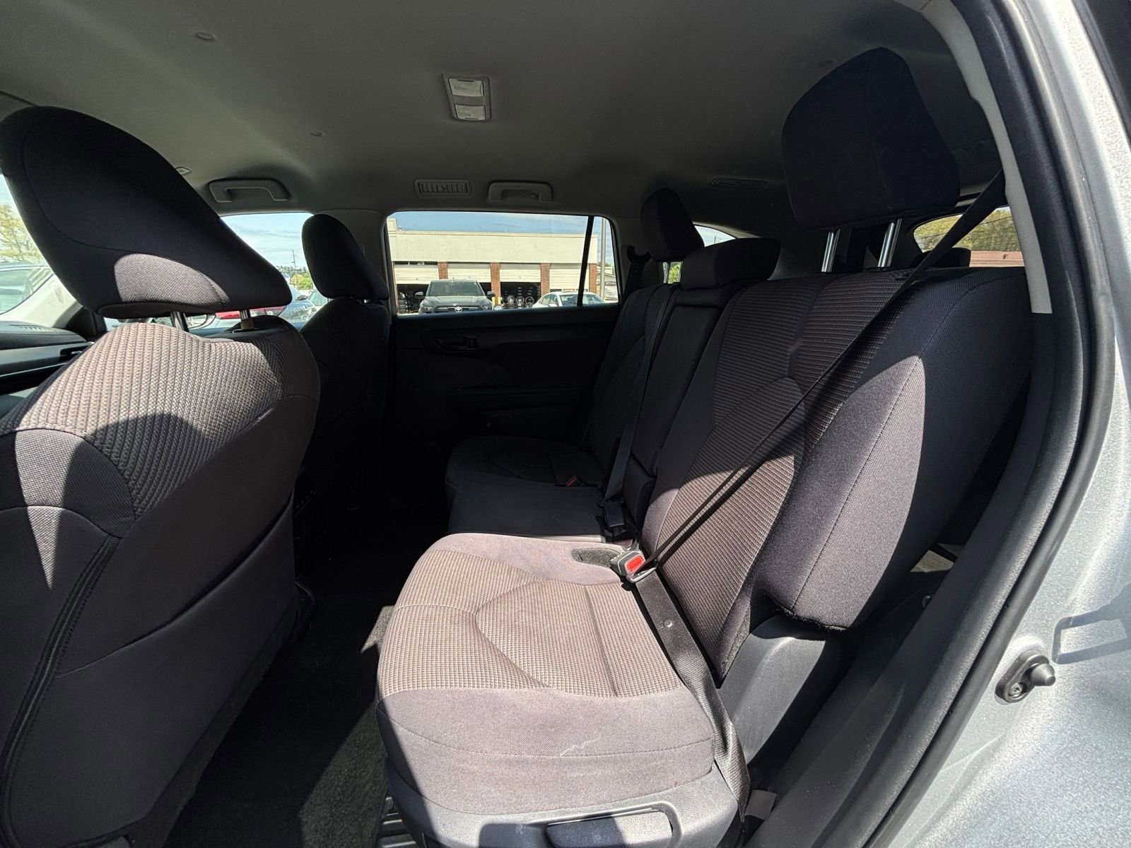 Thumbnail: 2025 Toyota Highlander - 27