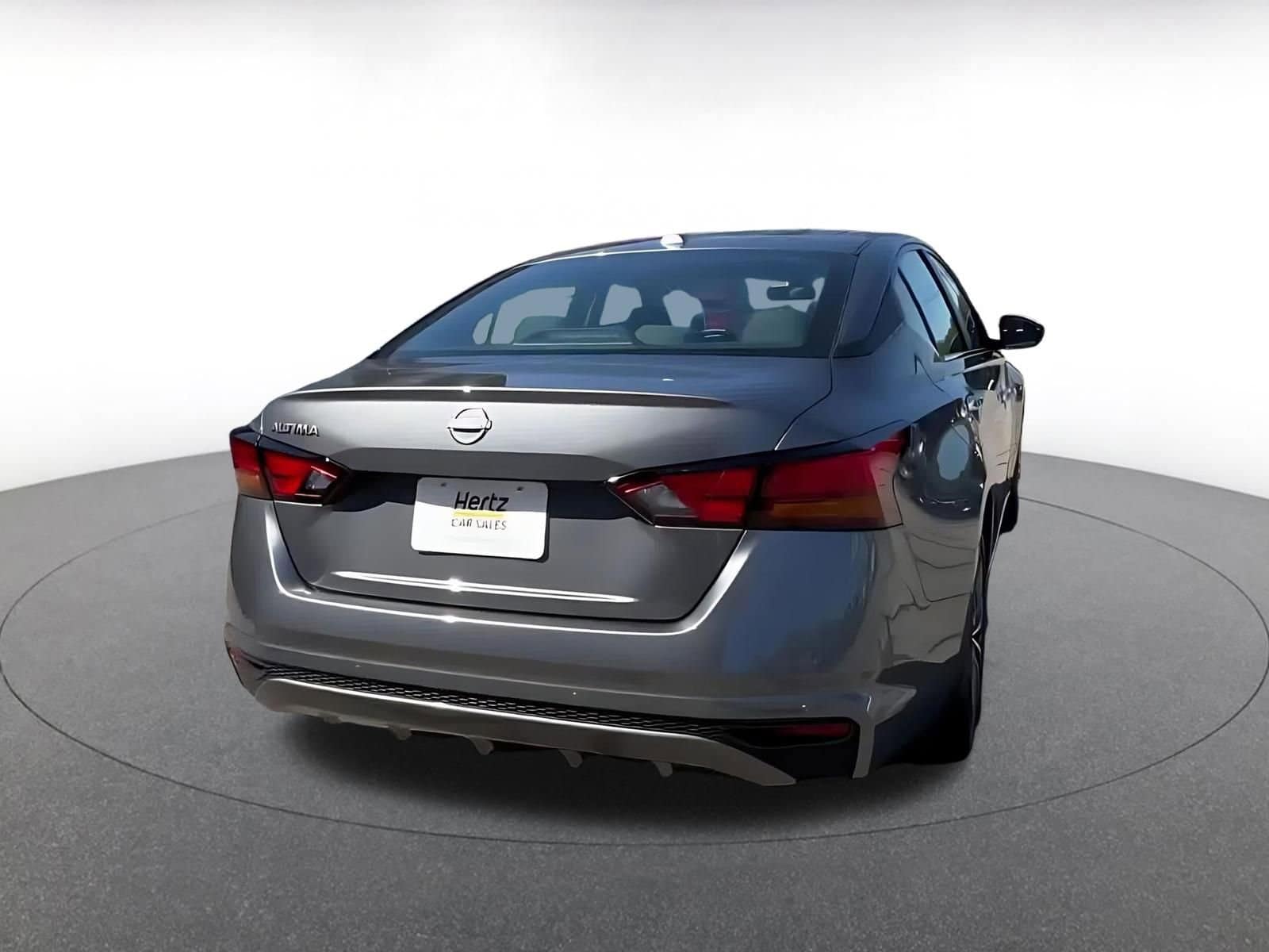 Thumbnail: 2025 Nissan Altima - 18