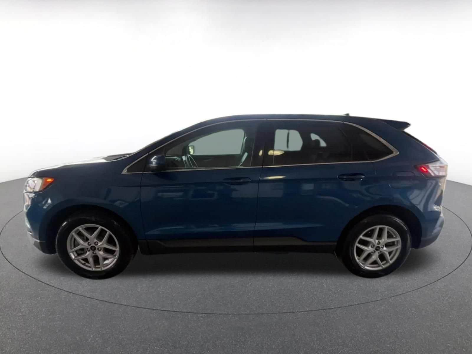 Thumbnail: 2024 Ford Edge - 8