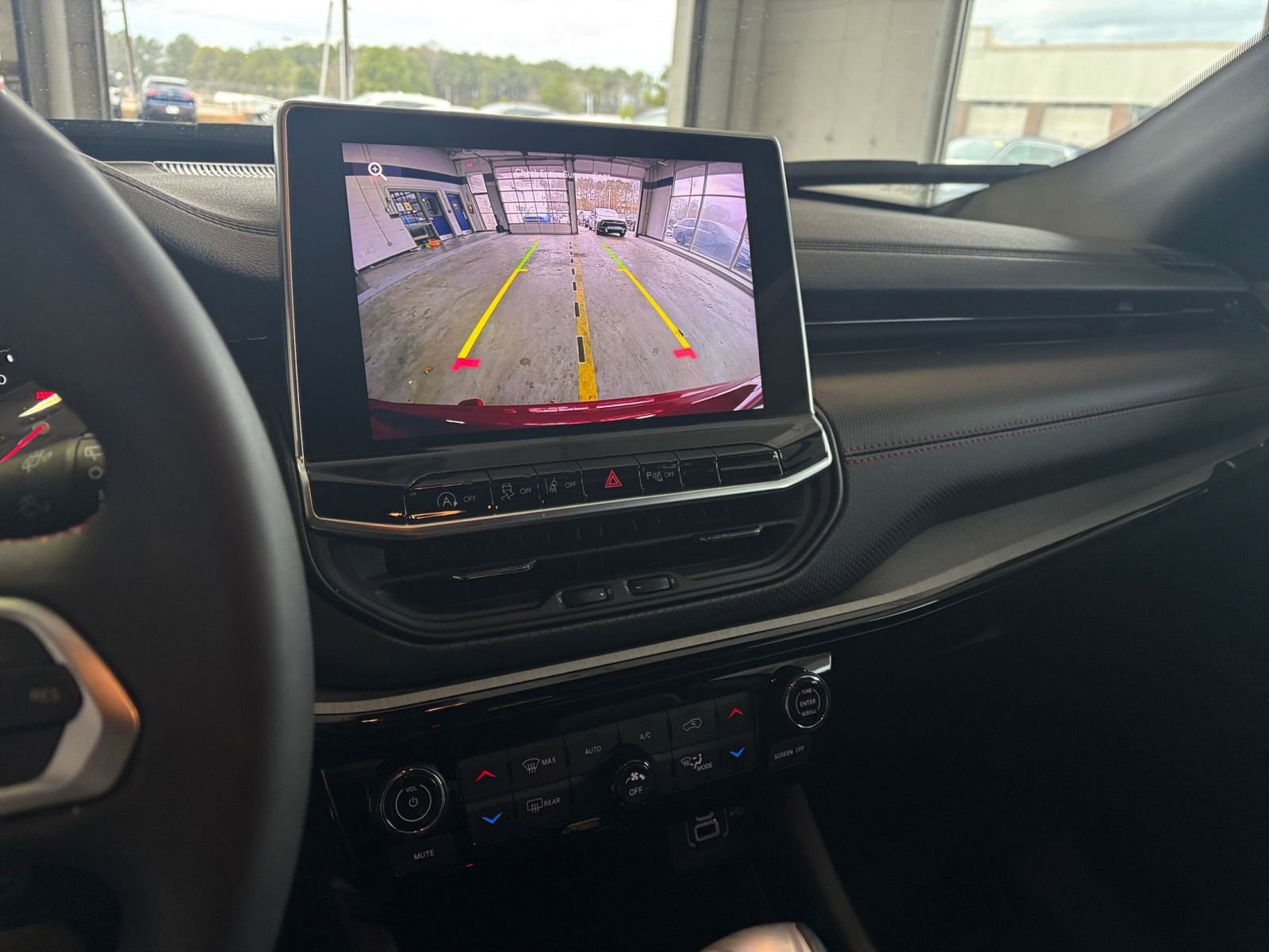 Thumbnail: 2025 Jeep Compass - 29