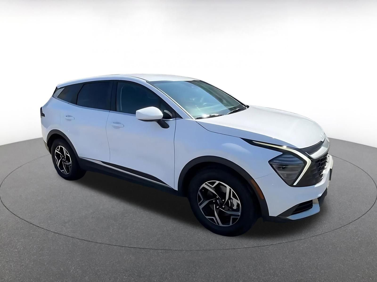 Thumbnail: 2025 Kia Sportage - 3