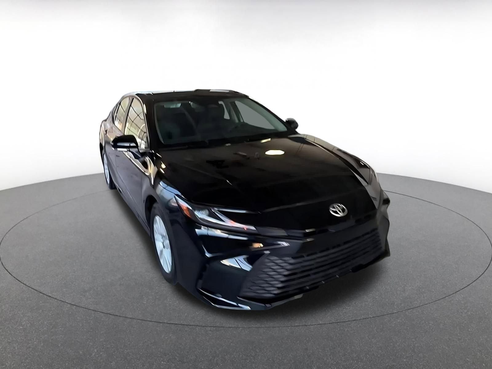 Thumbnail: 2025 Toyota Camry - 3