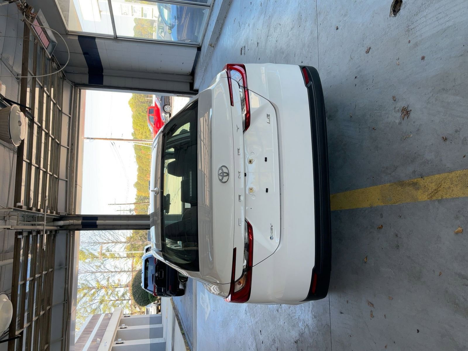 Thumbnail: 2025 Toyota Camry - 21