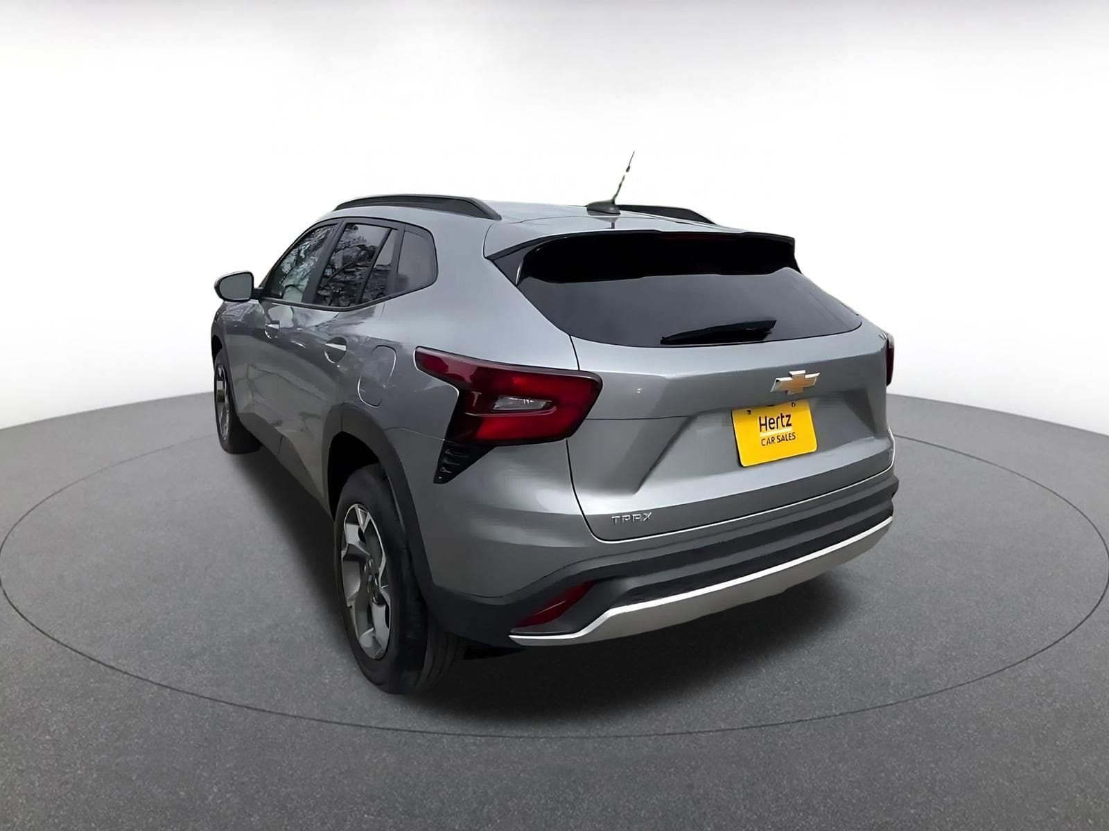 Thumbnail: 2025 Chevrolet Trax - 11