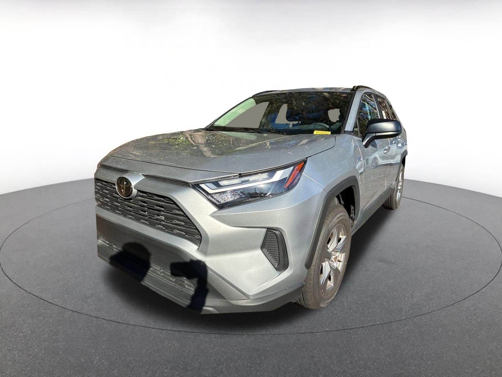 Thumbnail: 2025 Toyota RAV4 - 3