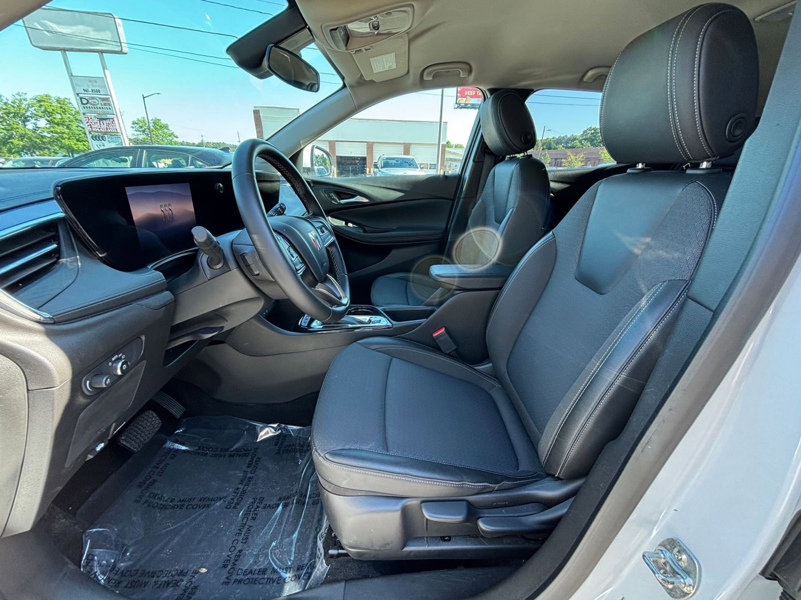 Thumbnail: 2025 Buick Encore GX - 32