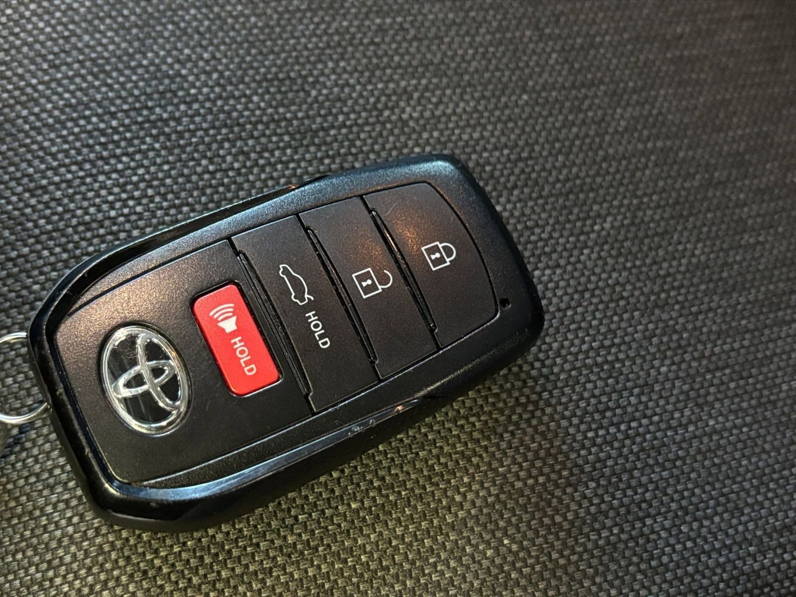 Thumbnail: 2025 Toyota Camry - 28