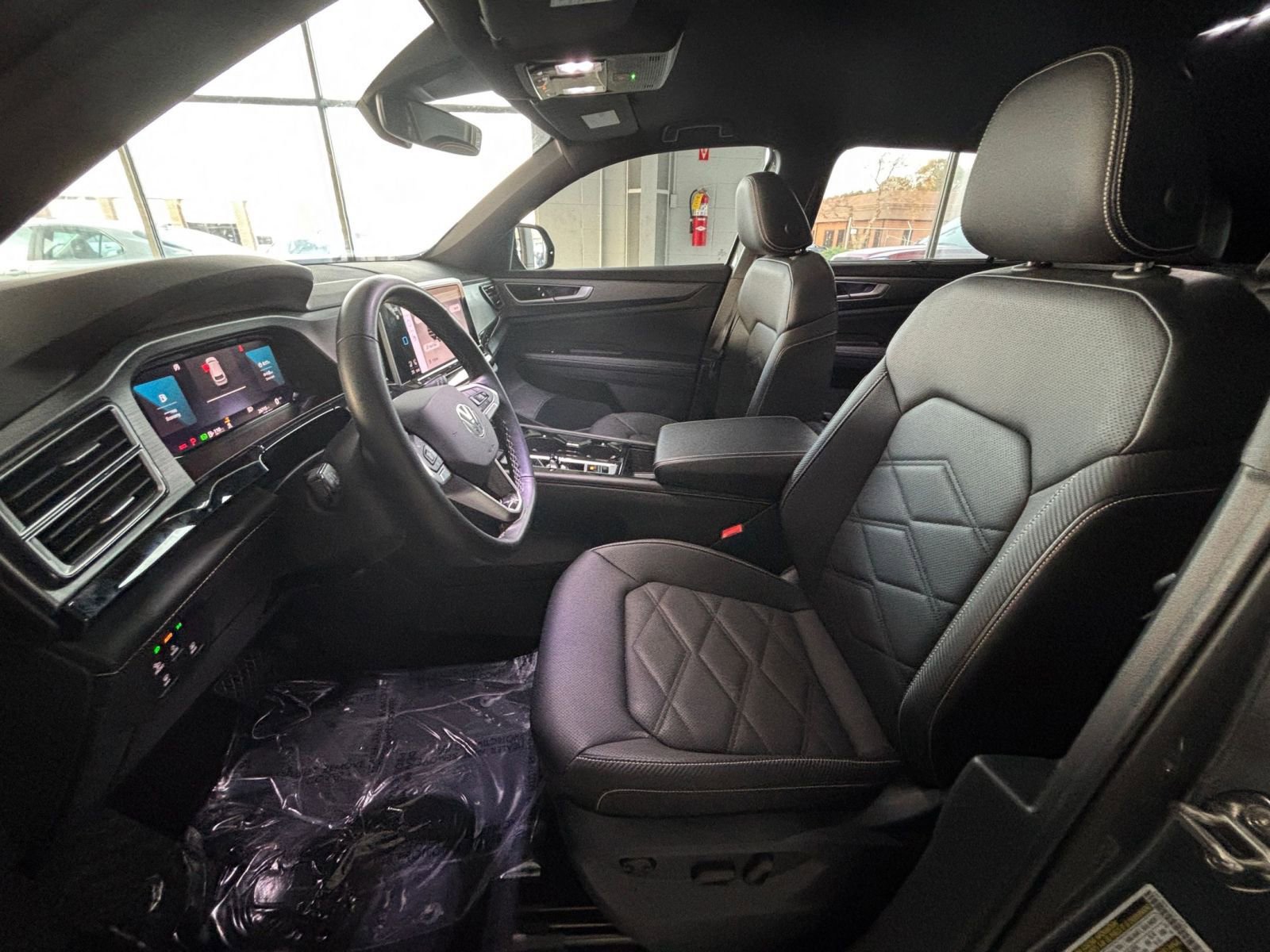 Thumbnail: 2025 Volkswagen Atlas - 27