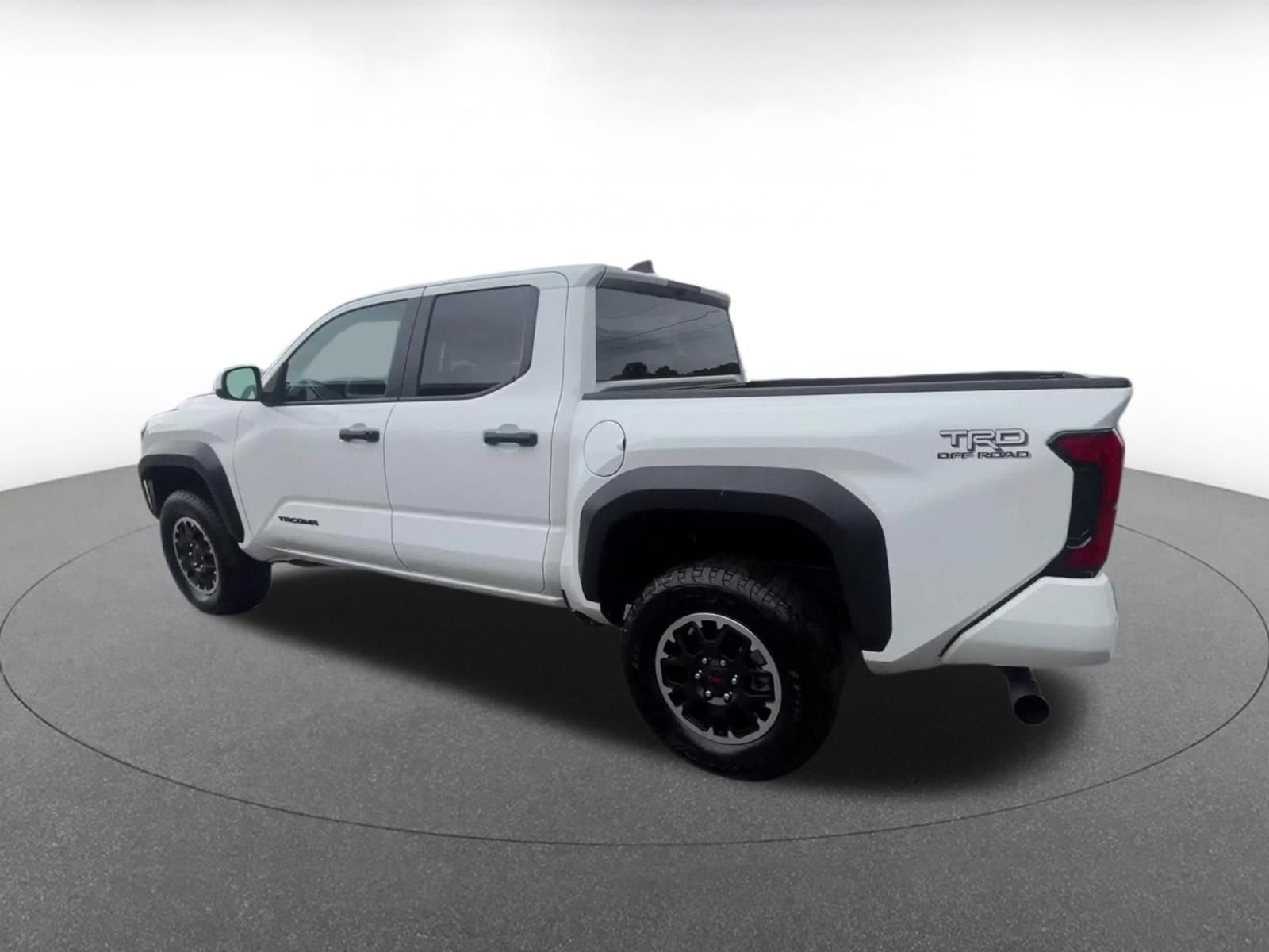 Thumbnail: 2025 Toyota Tacoma - 9