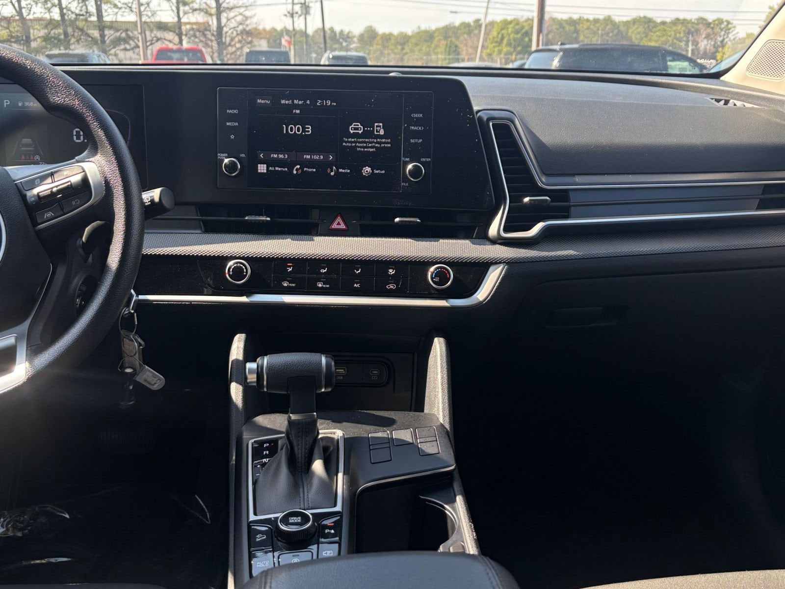 Thumbnail: 2025 Kia Sportage - 18