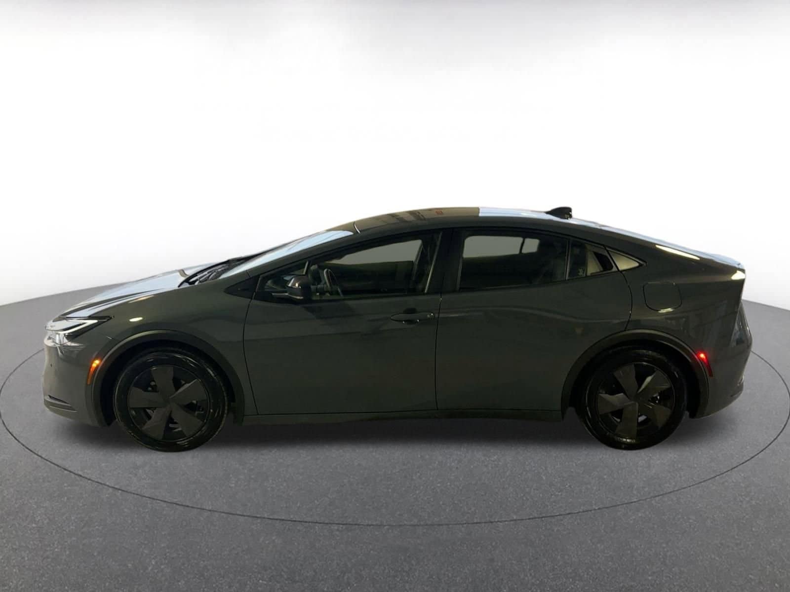 Thumbnail: 2025 Toyota Prius - 5