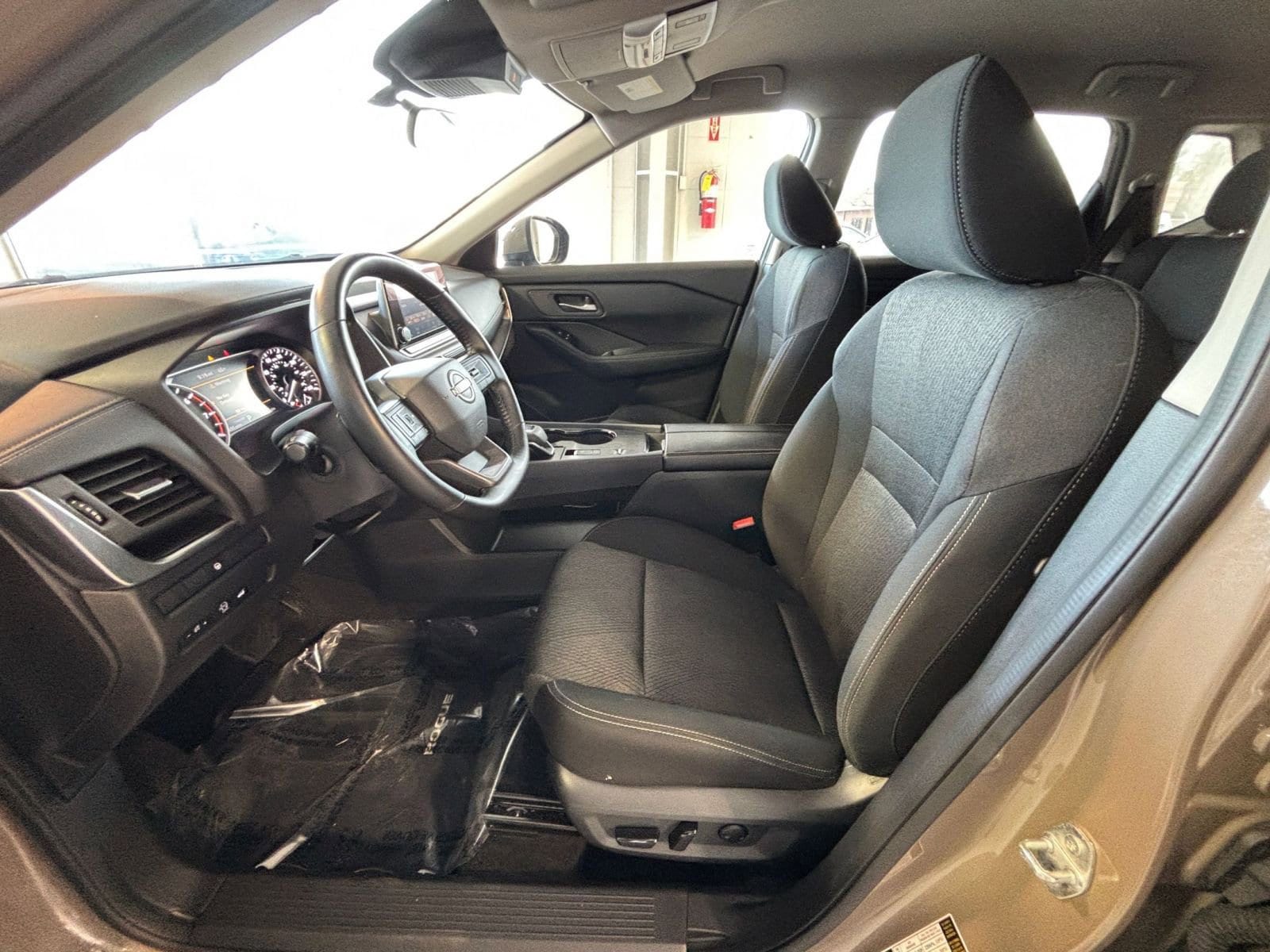 Thumbnail: 2025 Nissan Rogue - 29