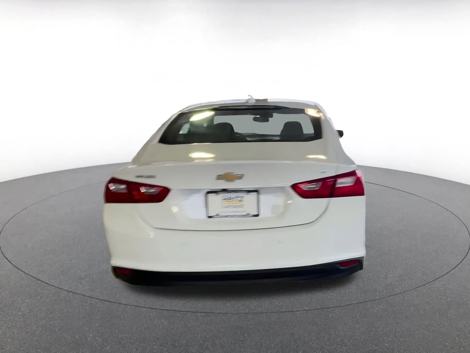 Thumbnail: 2024 Chevrolet Malibu - 28