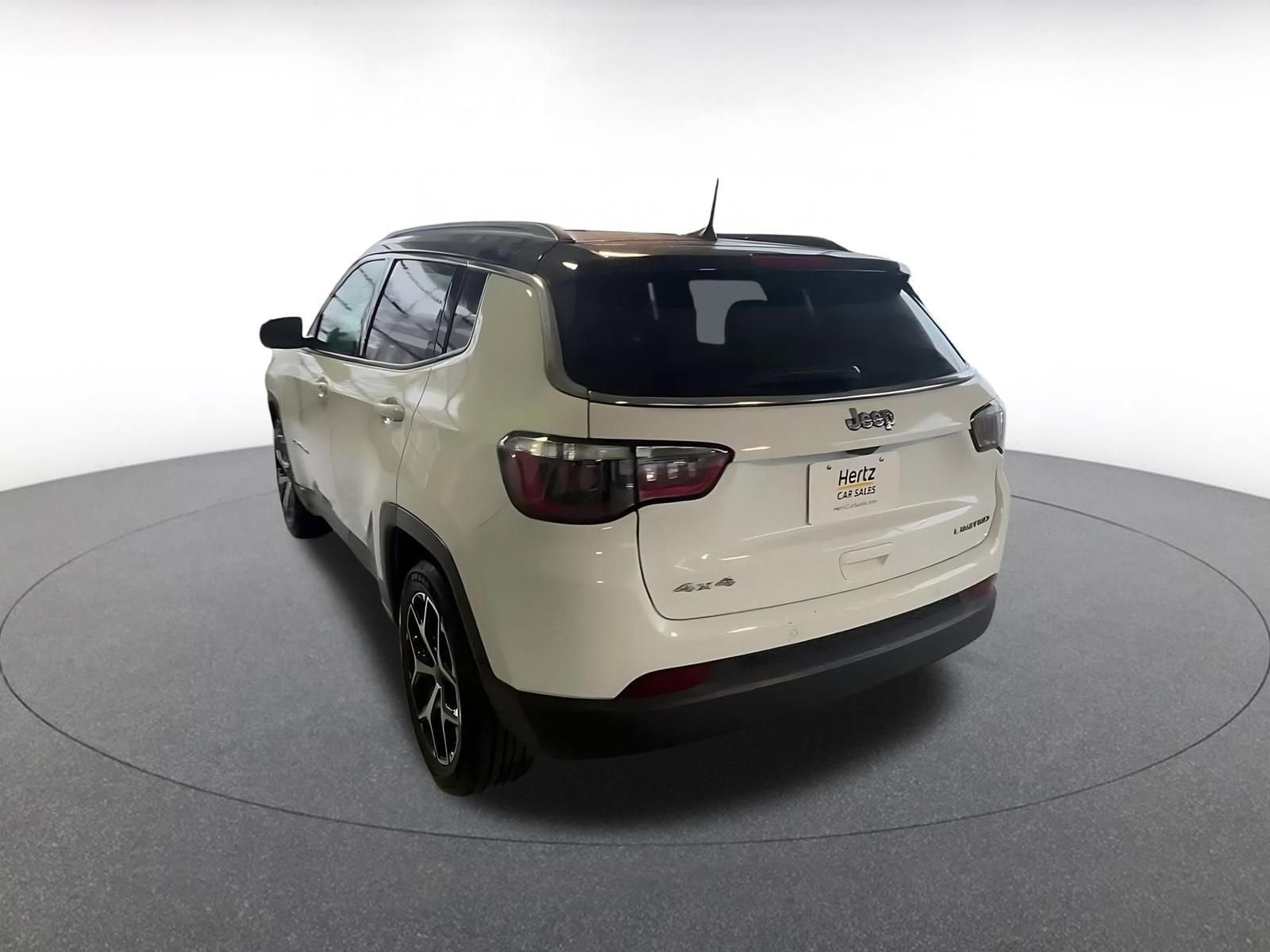 Thumbnail: 2025 Jeep Compass - 11