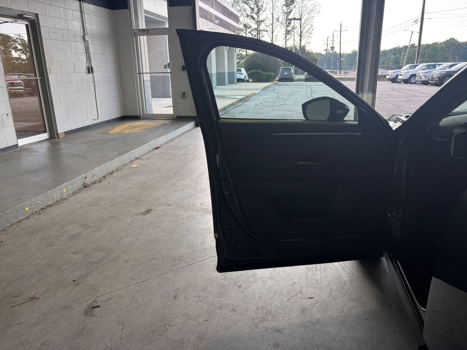 Thumbnail: 2025 Mazda CX-50 - 20