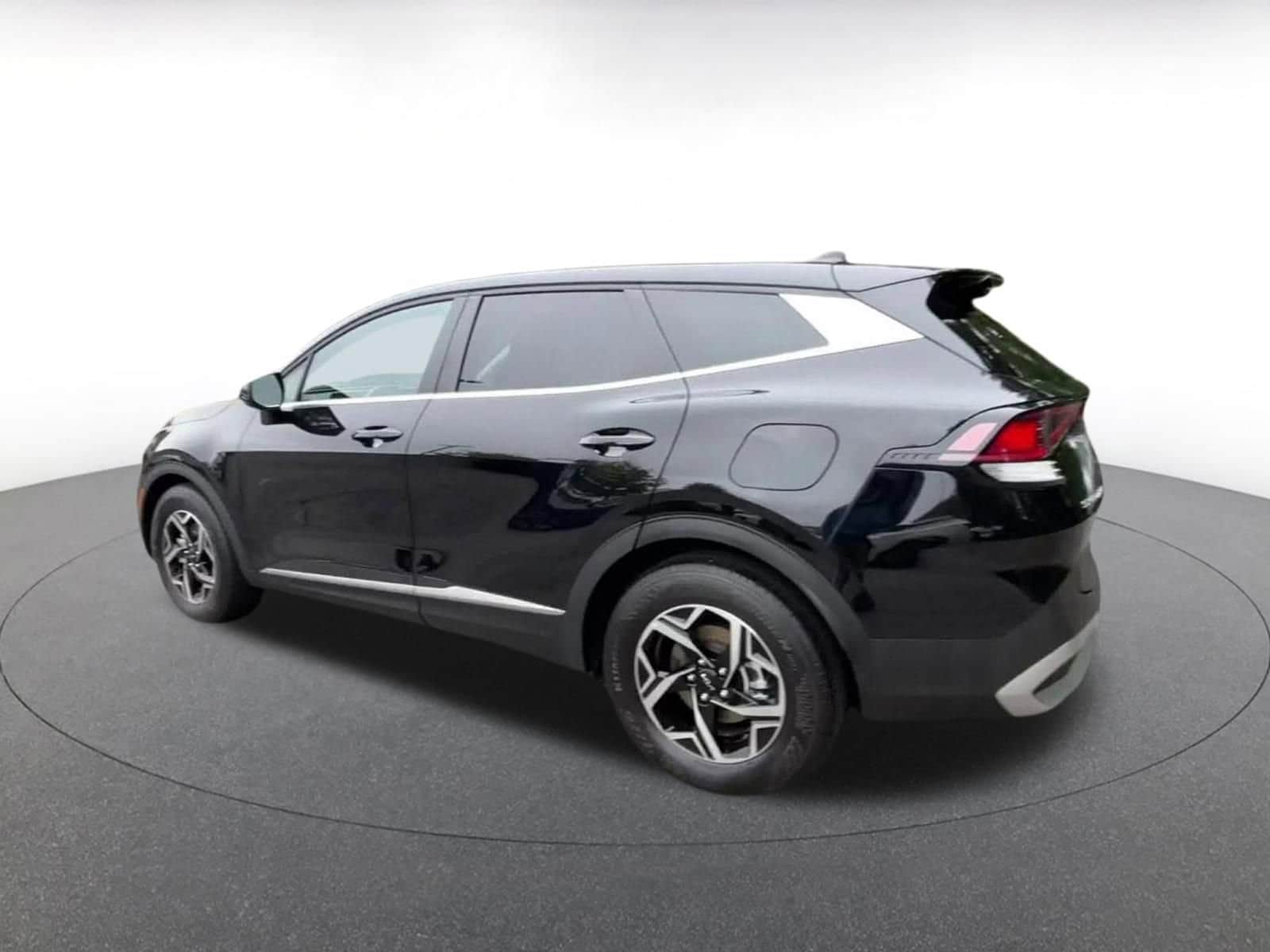 Thumbnail: 2025 Kia Sportage - 10