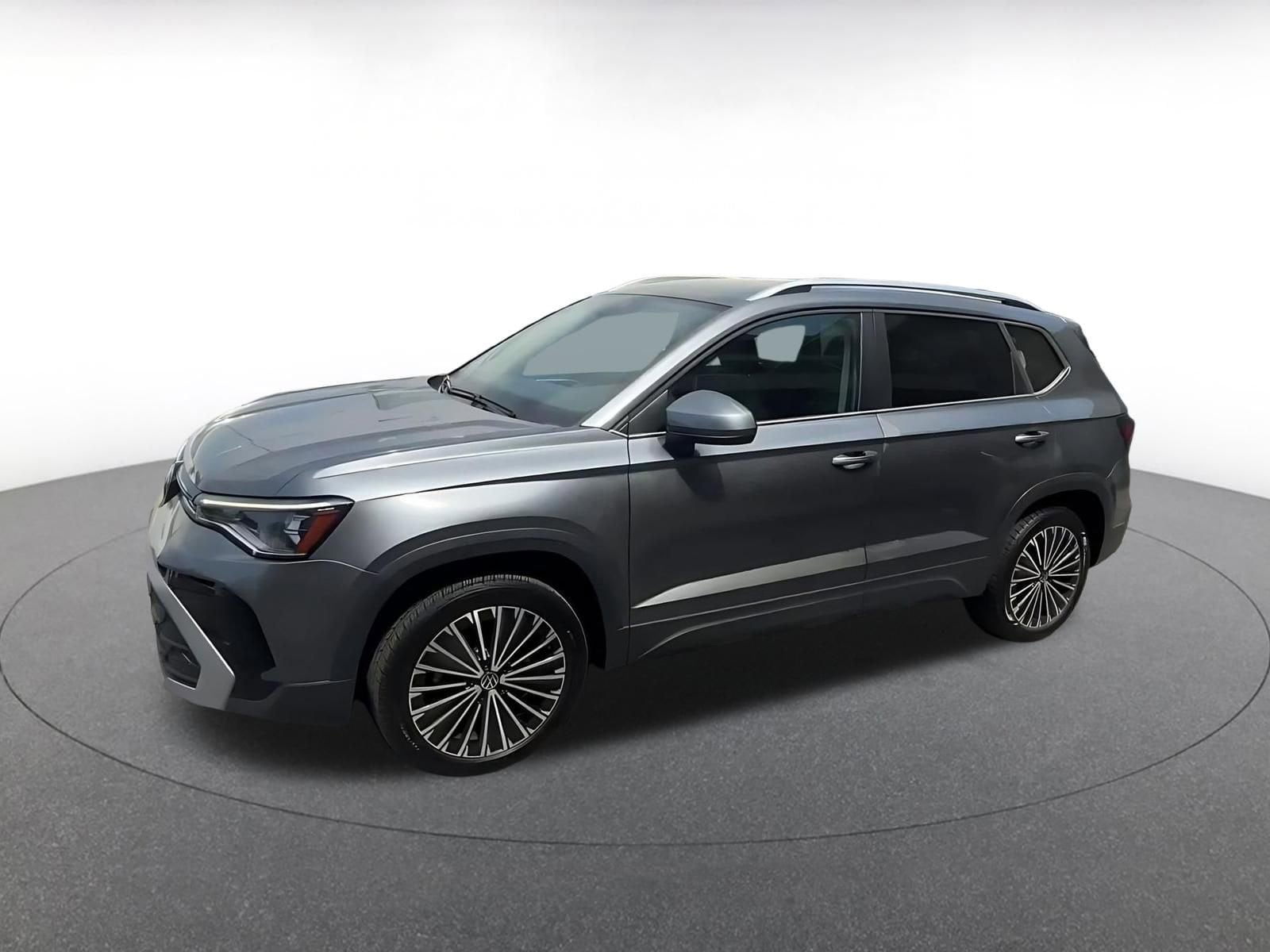 Thumbnail: 2025 Volkswagen Taos - 7