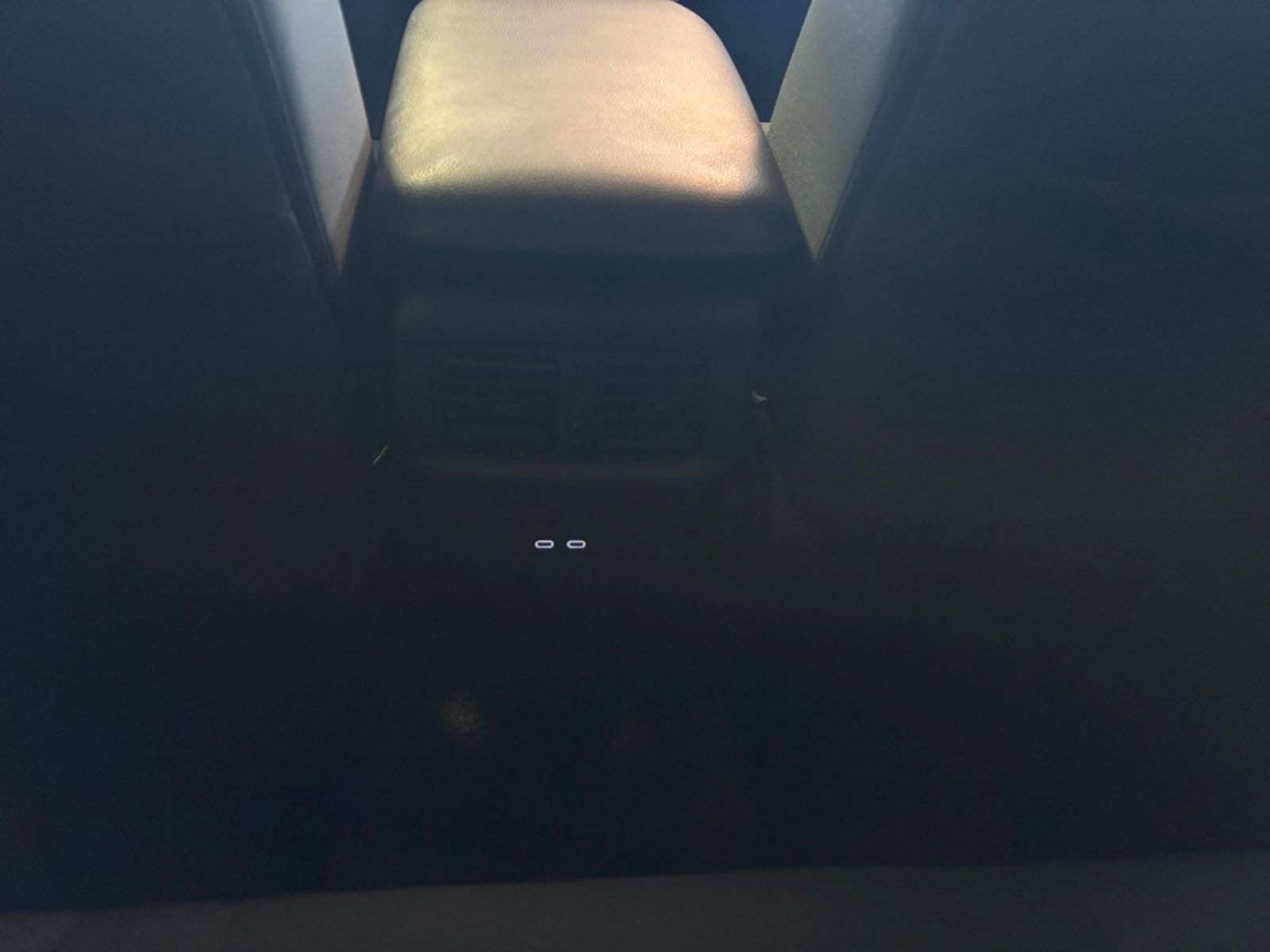 Thumbnail: 2025 Toyota RAV4 - 25