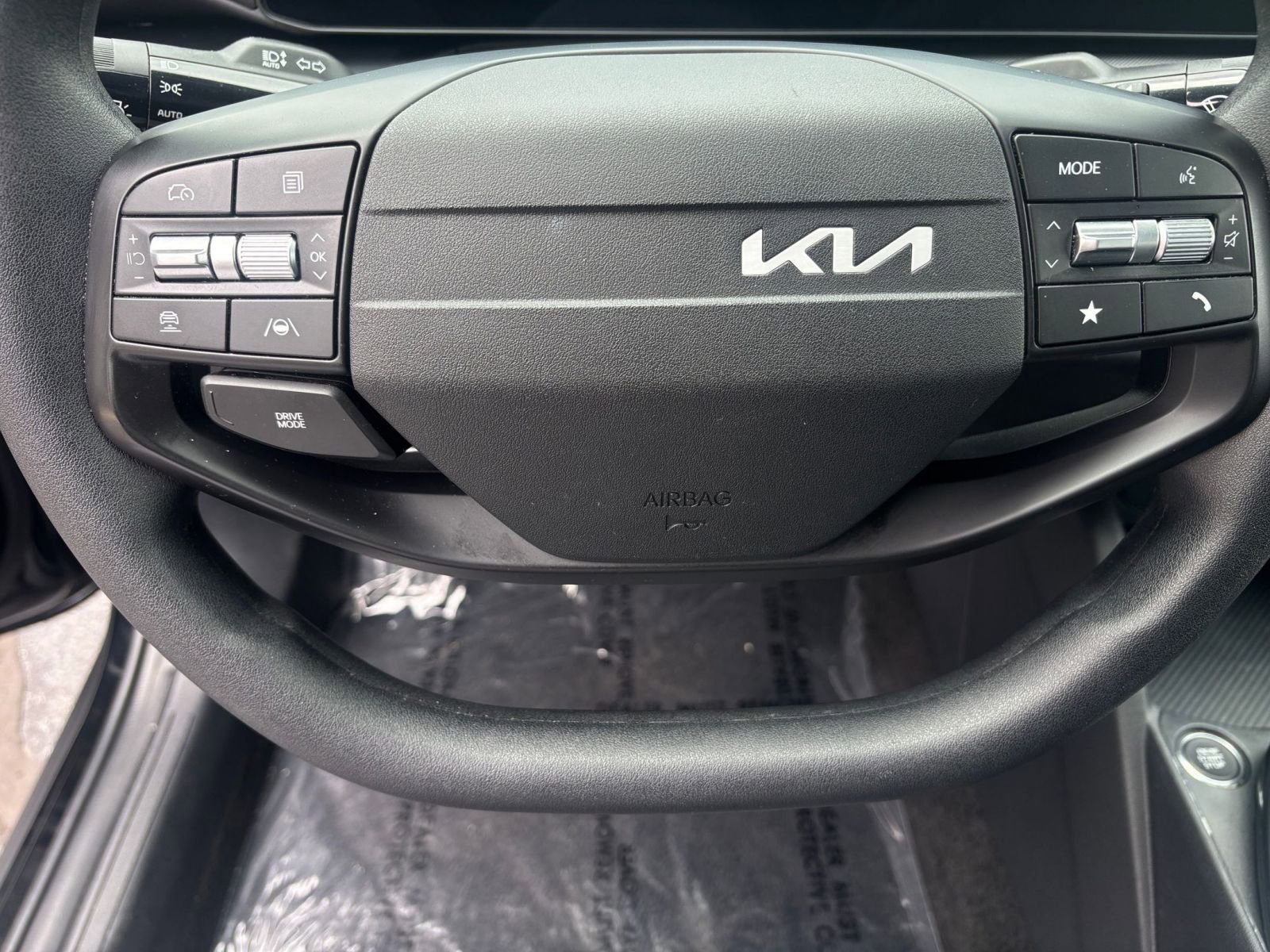Thumbnail: 2025 Kia K4 - 28