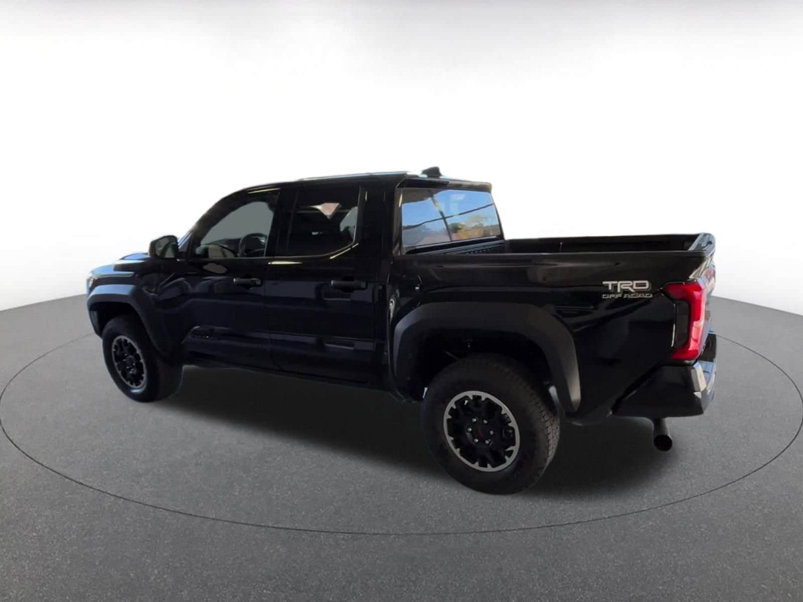 Thumbnail: 2025 Toyota Tacoma - 10