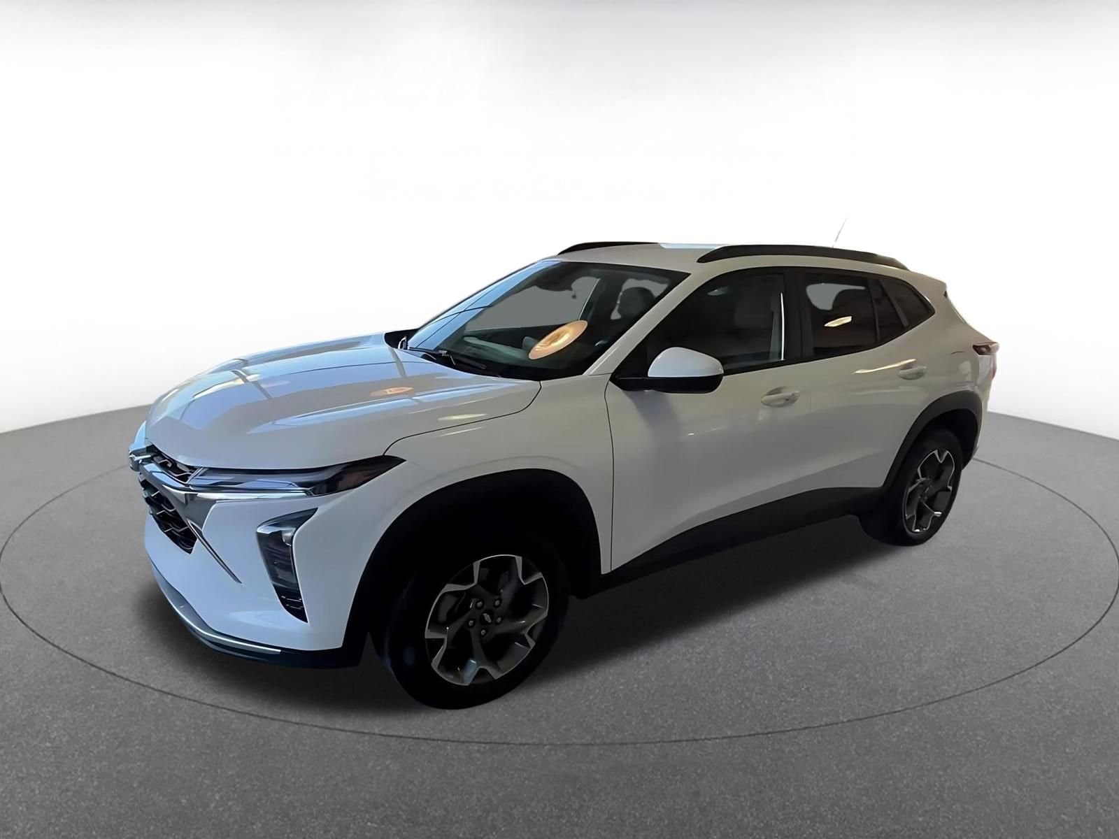 Thumbnail: 2025 Chevrolet Trax - 7