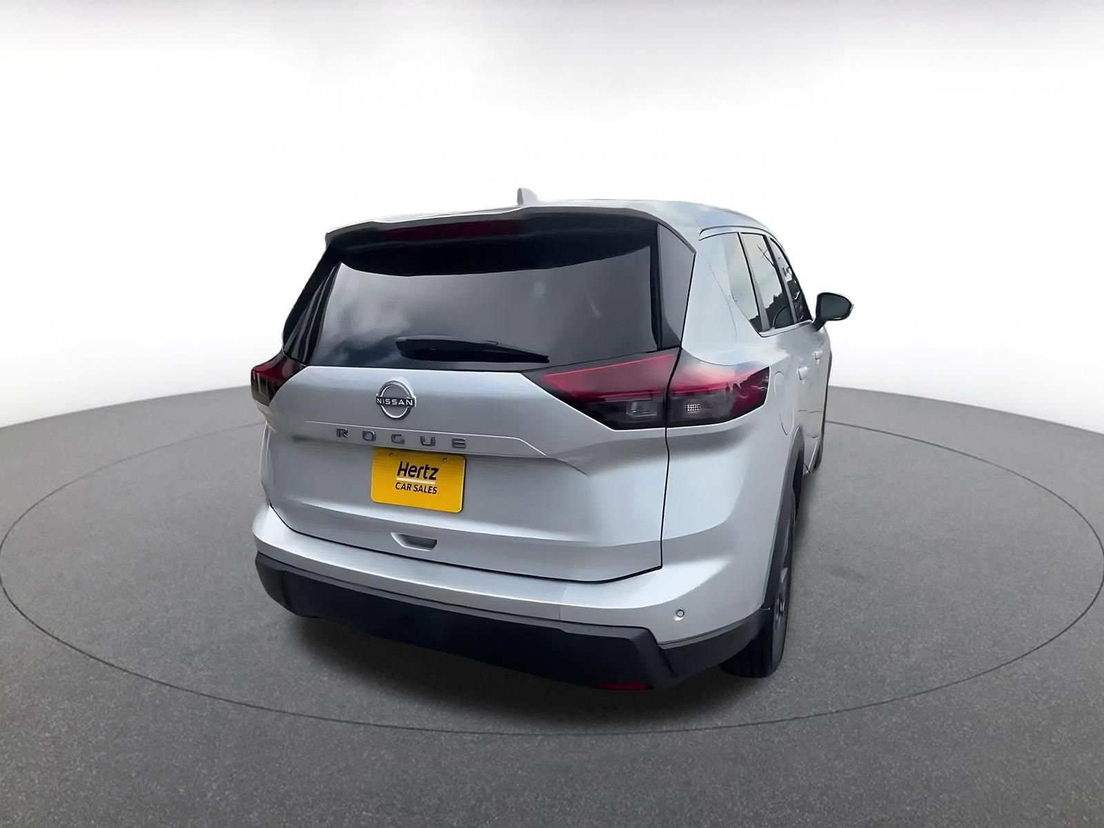 Thumbnail: 2025 Nissan Rogue - 13