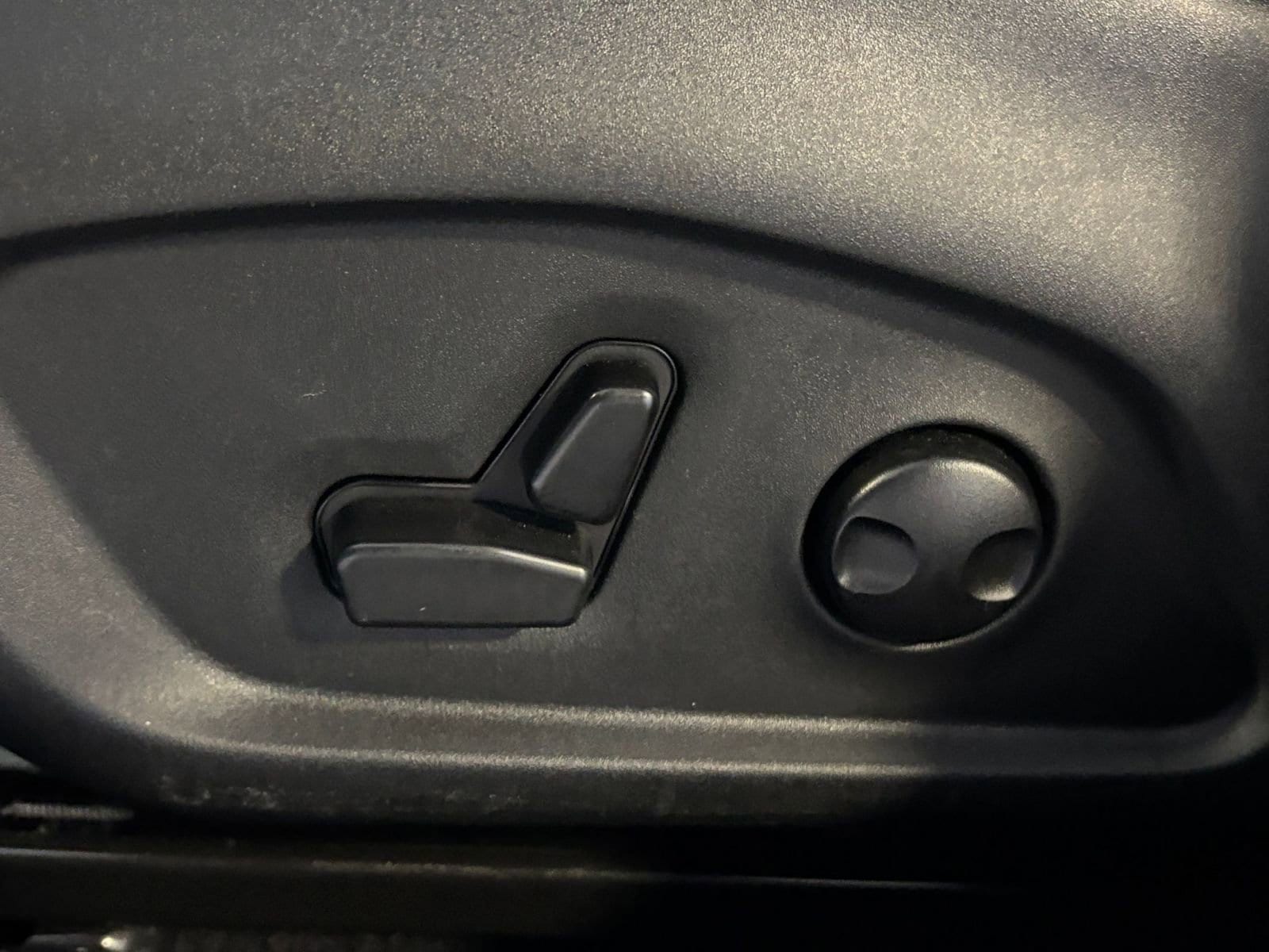 Thumbnail: 2025 Jeep Compass - 28