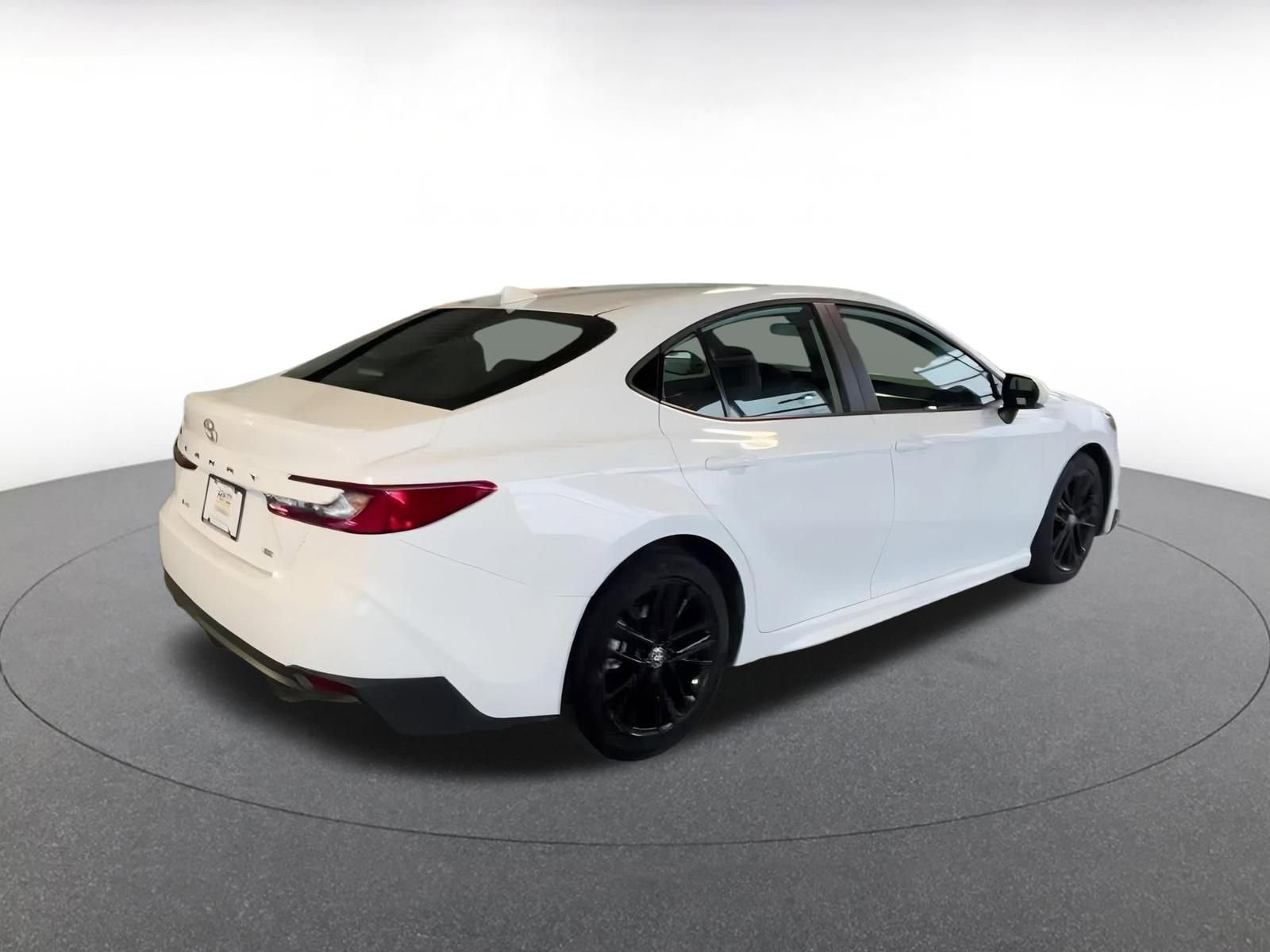 Thumbnail: 2025 Toyota Camry - 20