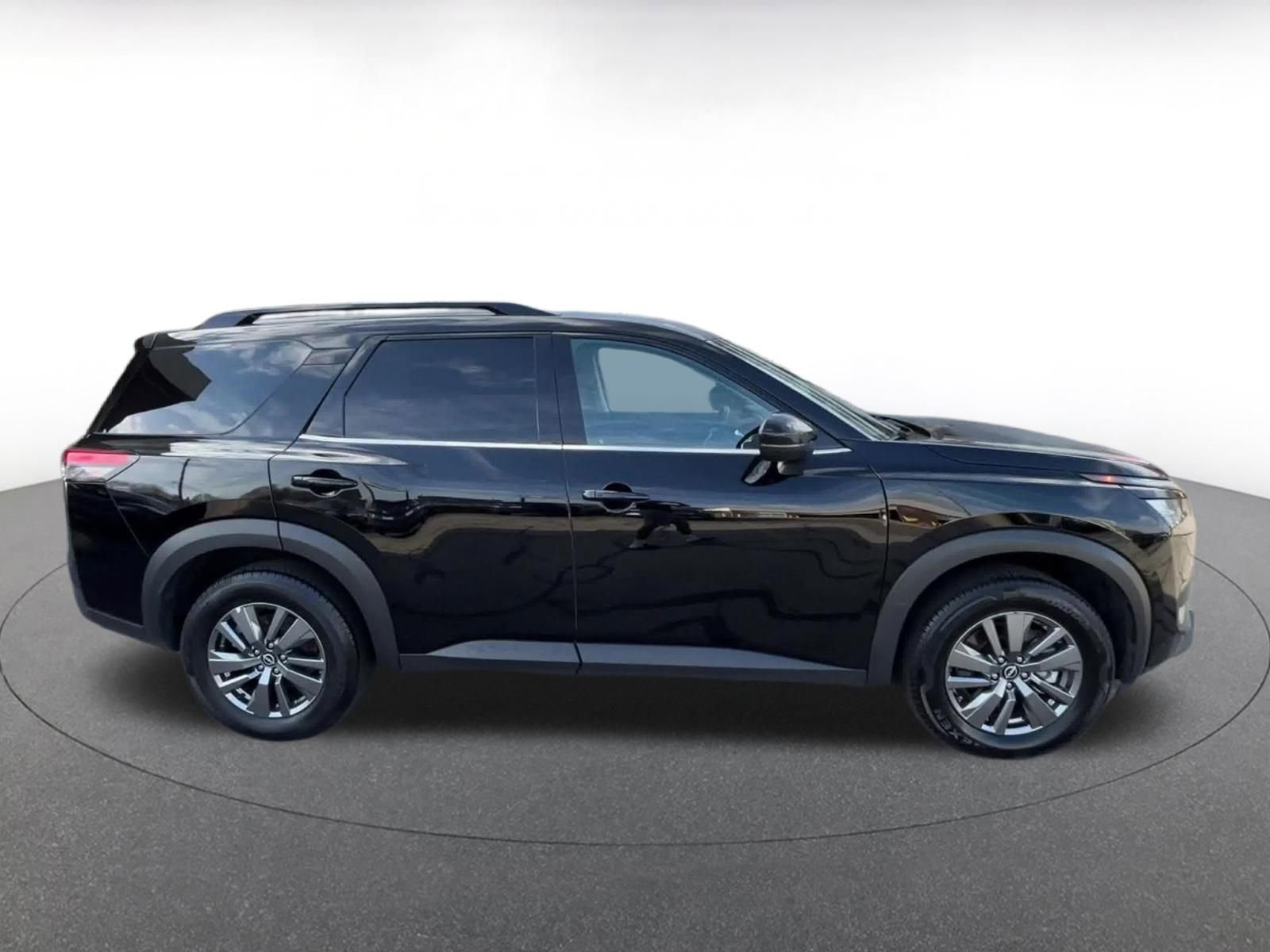 Thumbnail: 2025 Nissan Pathfinder - 22