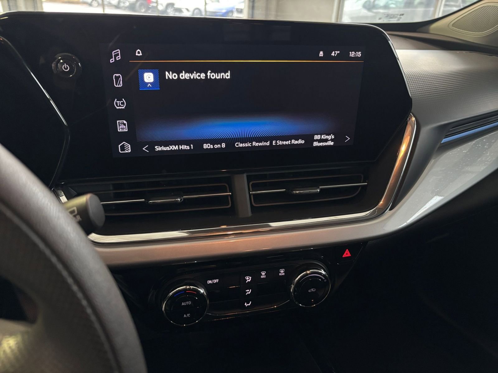 Thumbnail: 2025 Chevrolet Trax - 21