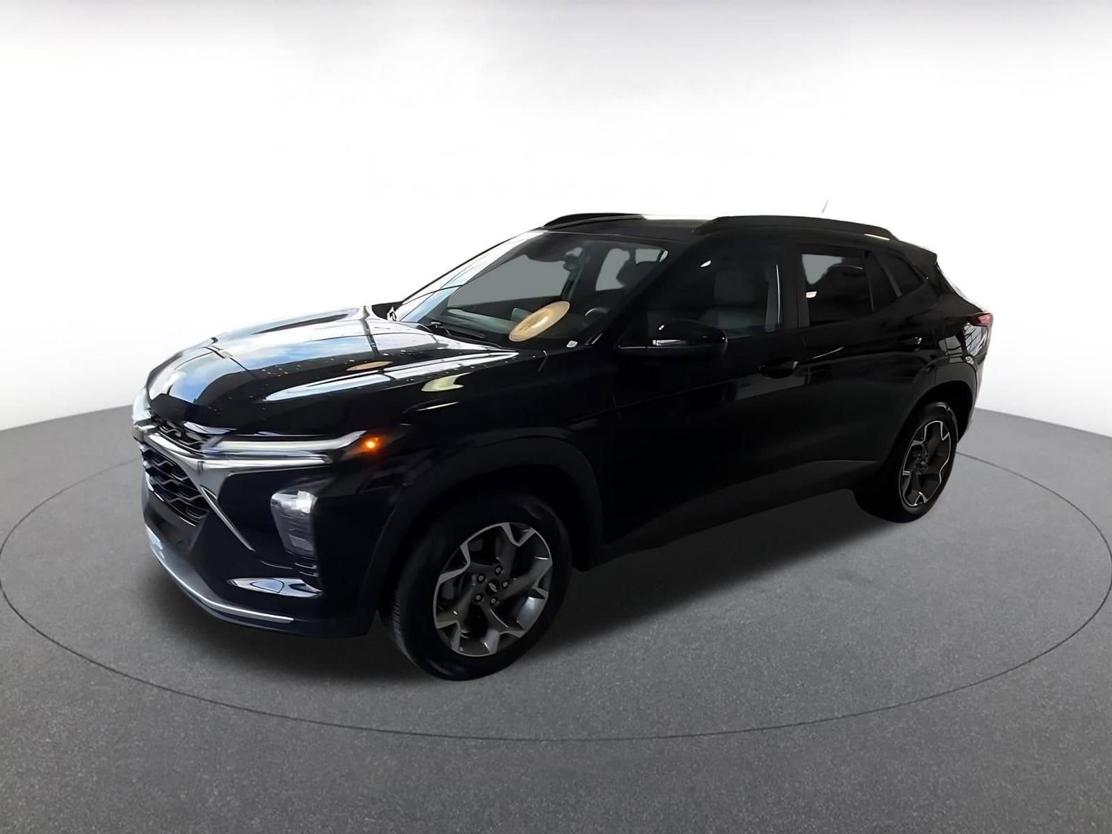 Thumbnail: 2025 Chevrolet Trax - 7