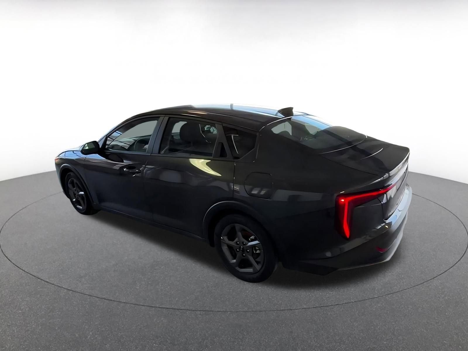 Thumbnail: 2025 Kia K4 - 10