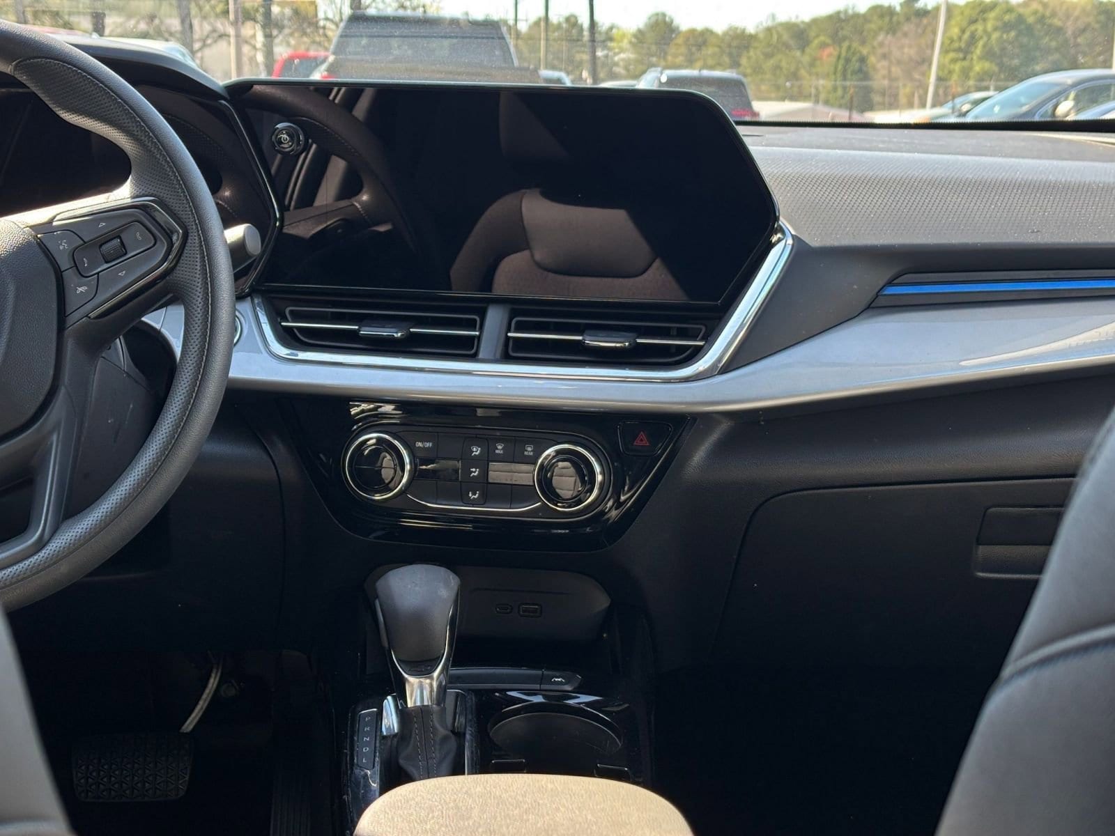 Thumbnail: 2025 Chevrolet Trax - 23