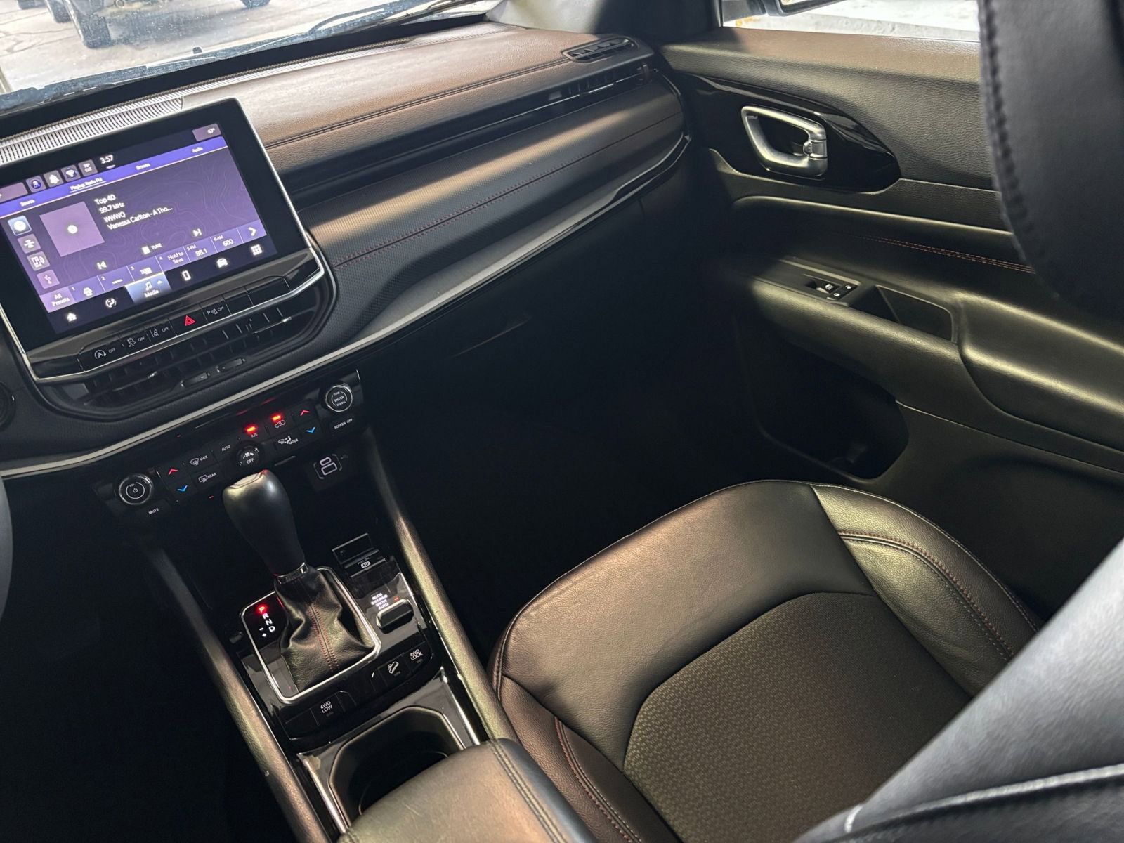 Thumbnail: 2025 Jeep Compass - 34